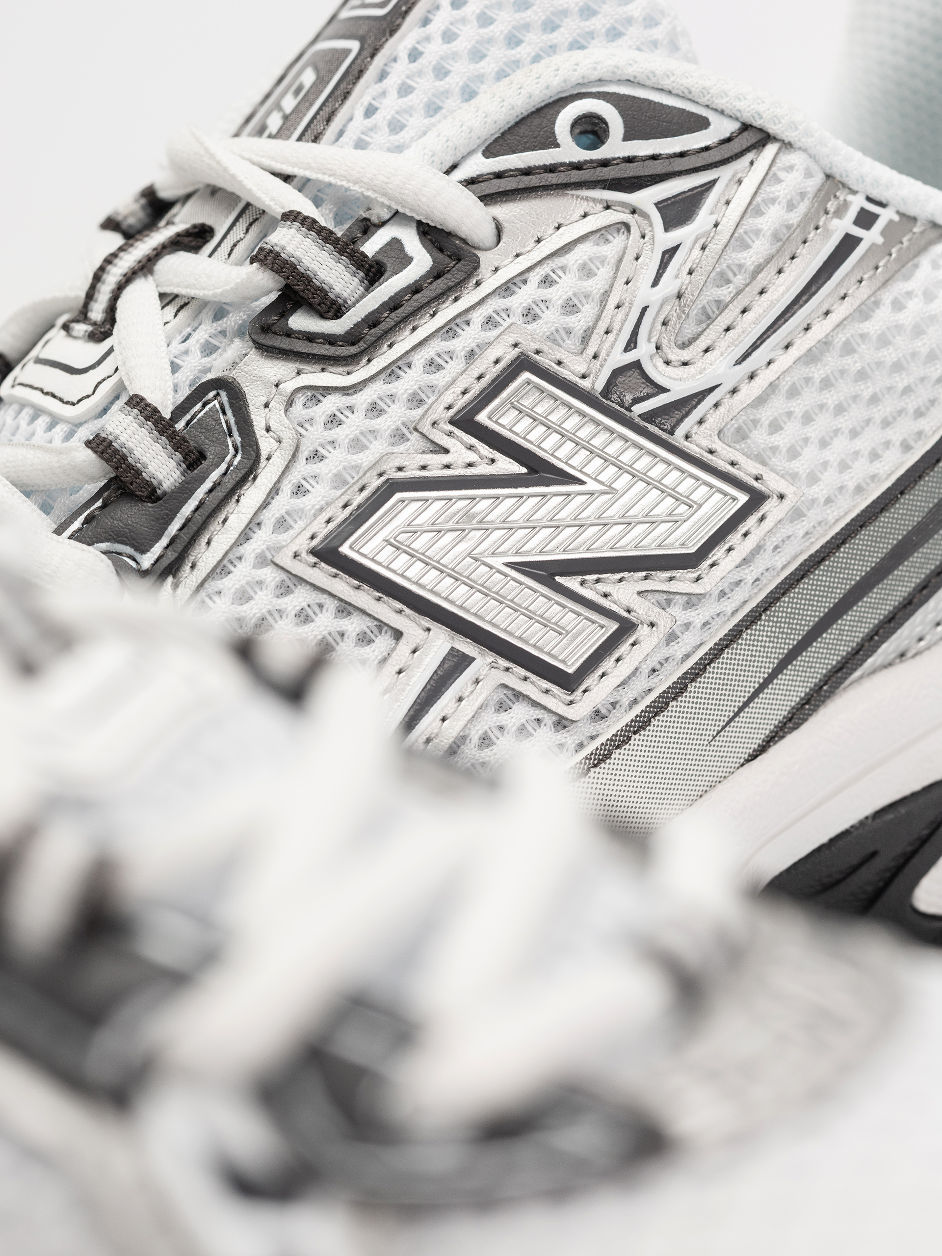 Pantofi New Balance 740 (white)