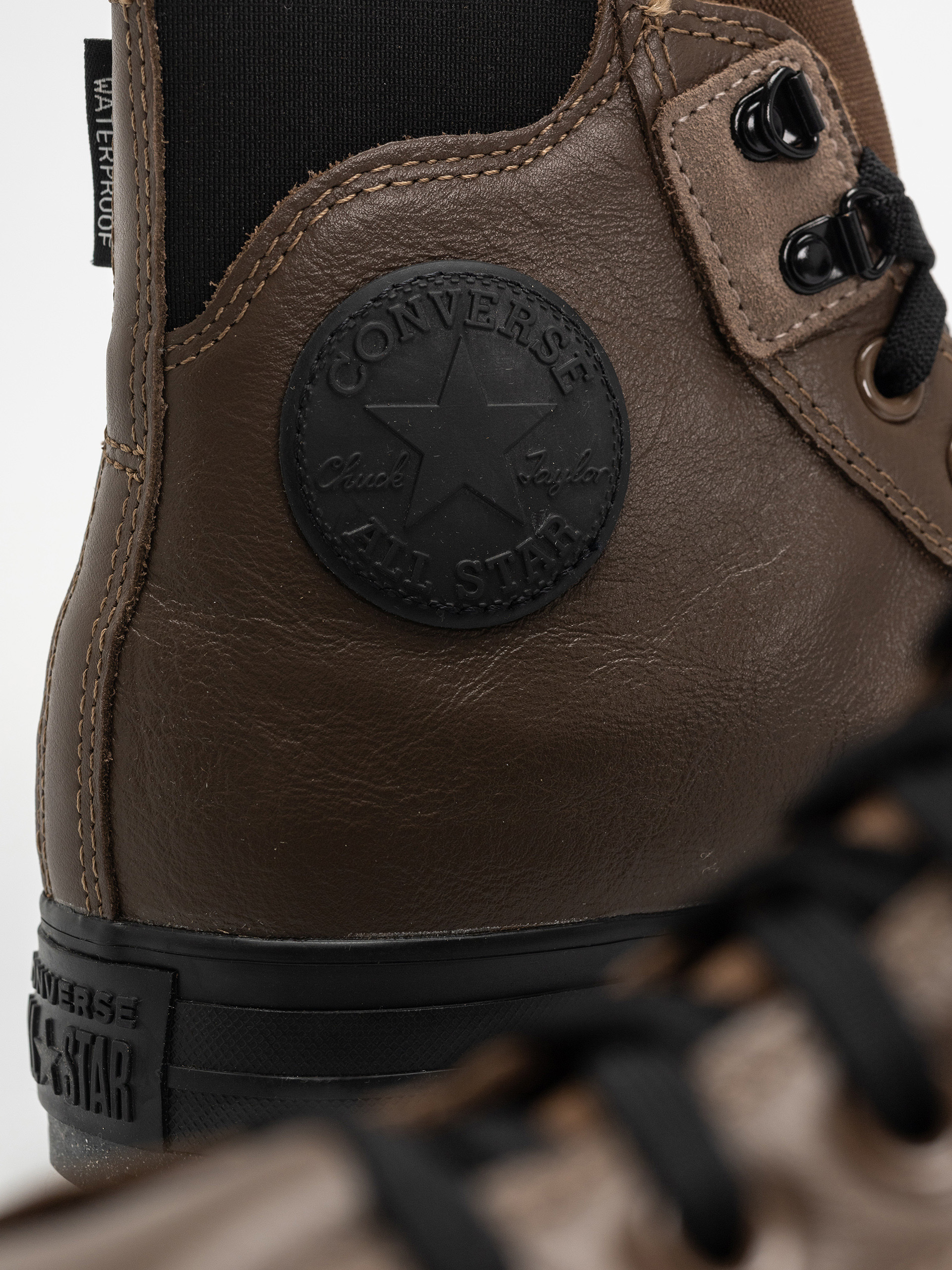 Pantofi Converse Chuck Taylor City Trek Wp Hi (dark chocolate/black)