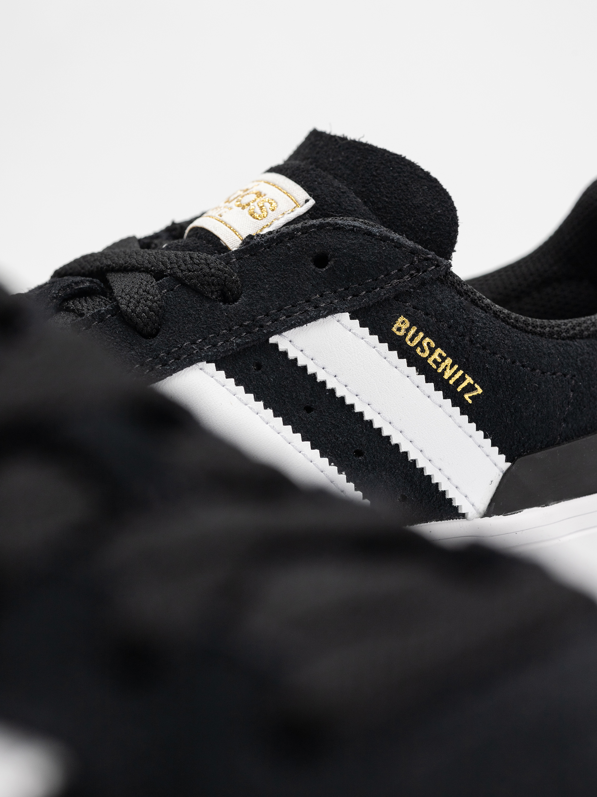 Pantofi adidas Busenitz Vulc II (cblack/ftwwht/gum4)