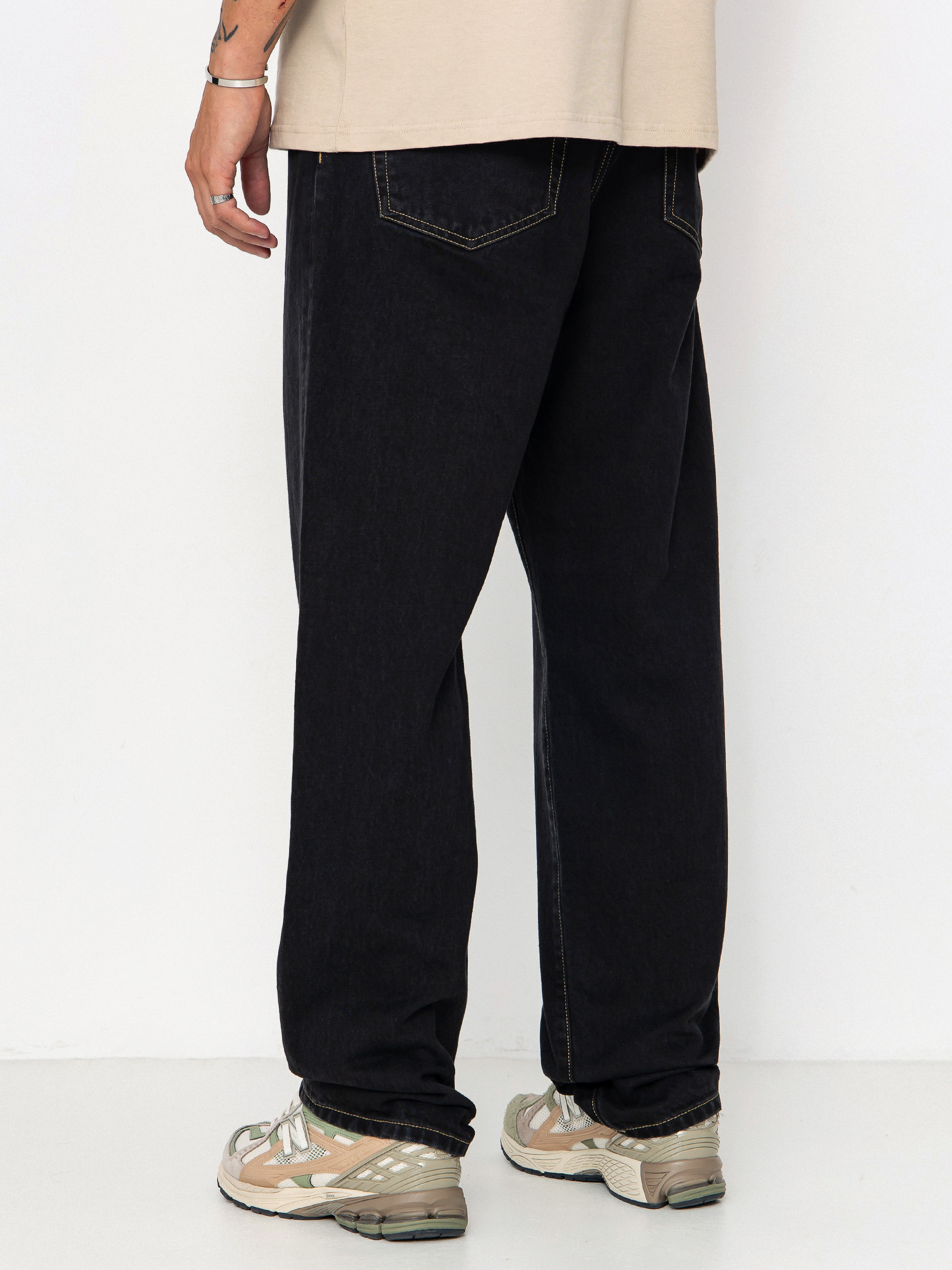 Pantaloni Carhartt WIP Aaron (black/stone washed)