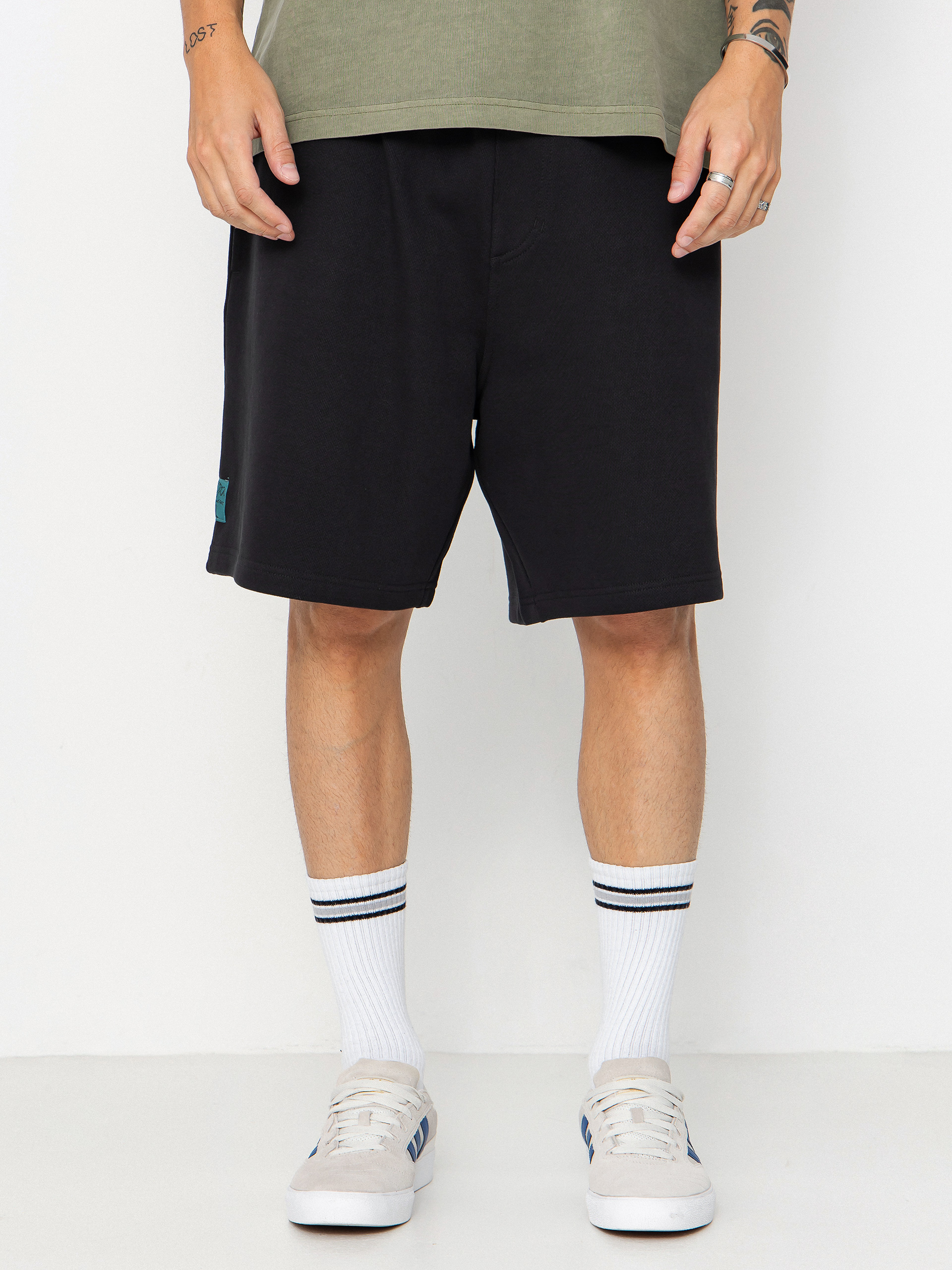 Pantaloni scurți adidas Shmoo Hw
