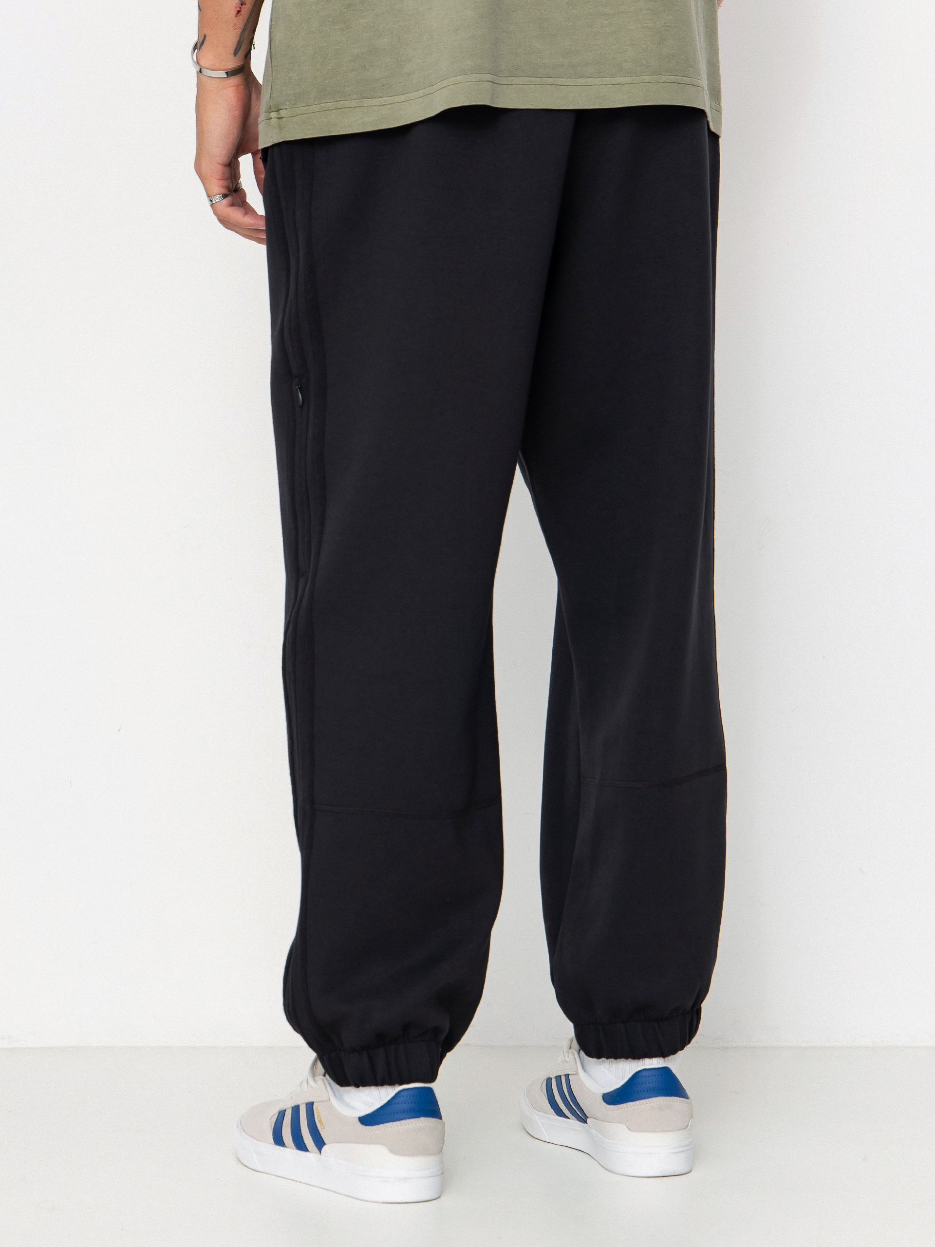 Pantaloni adidas Tech Fleece (black/white)