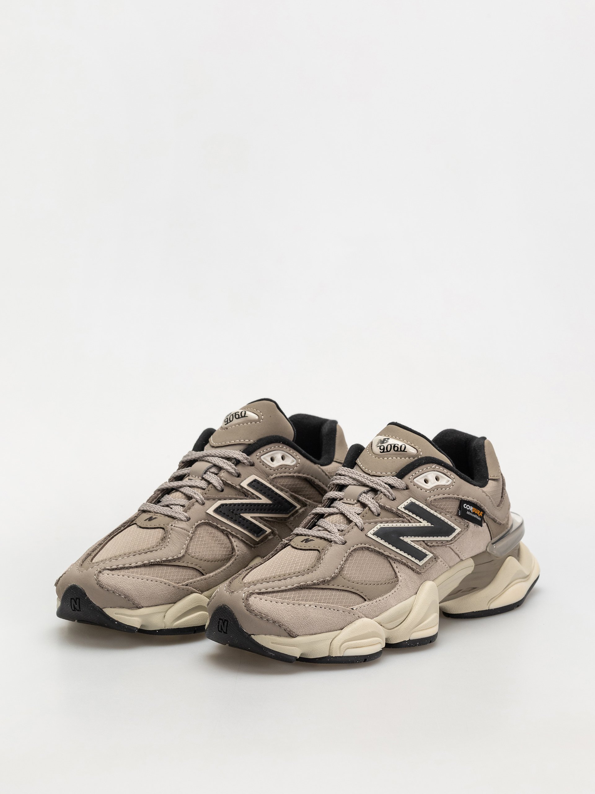 Pantofi New Balance 9060 (arid stone)