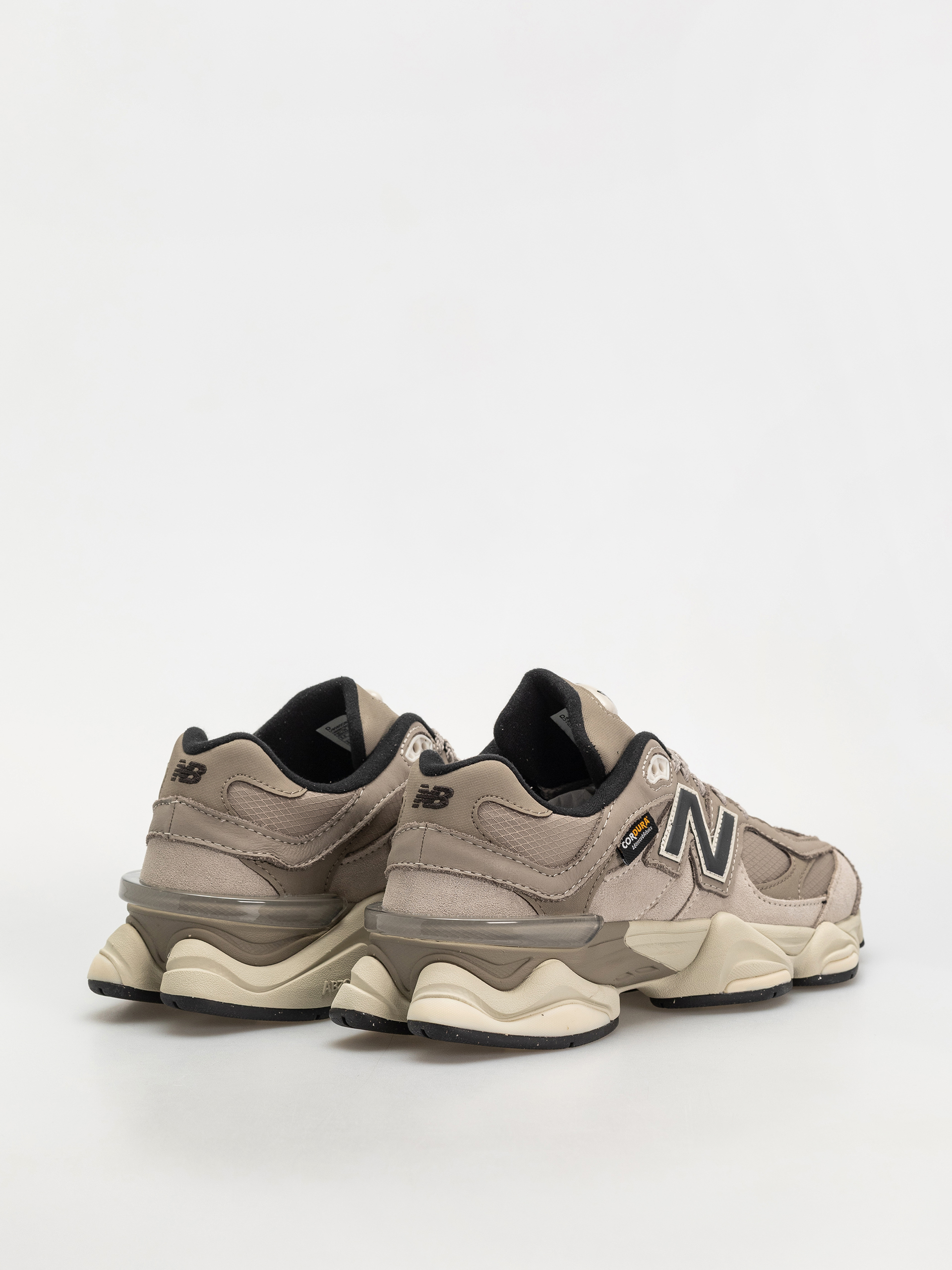 Pantofi New Balance 9060 (arid stone)