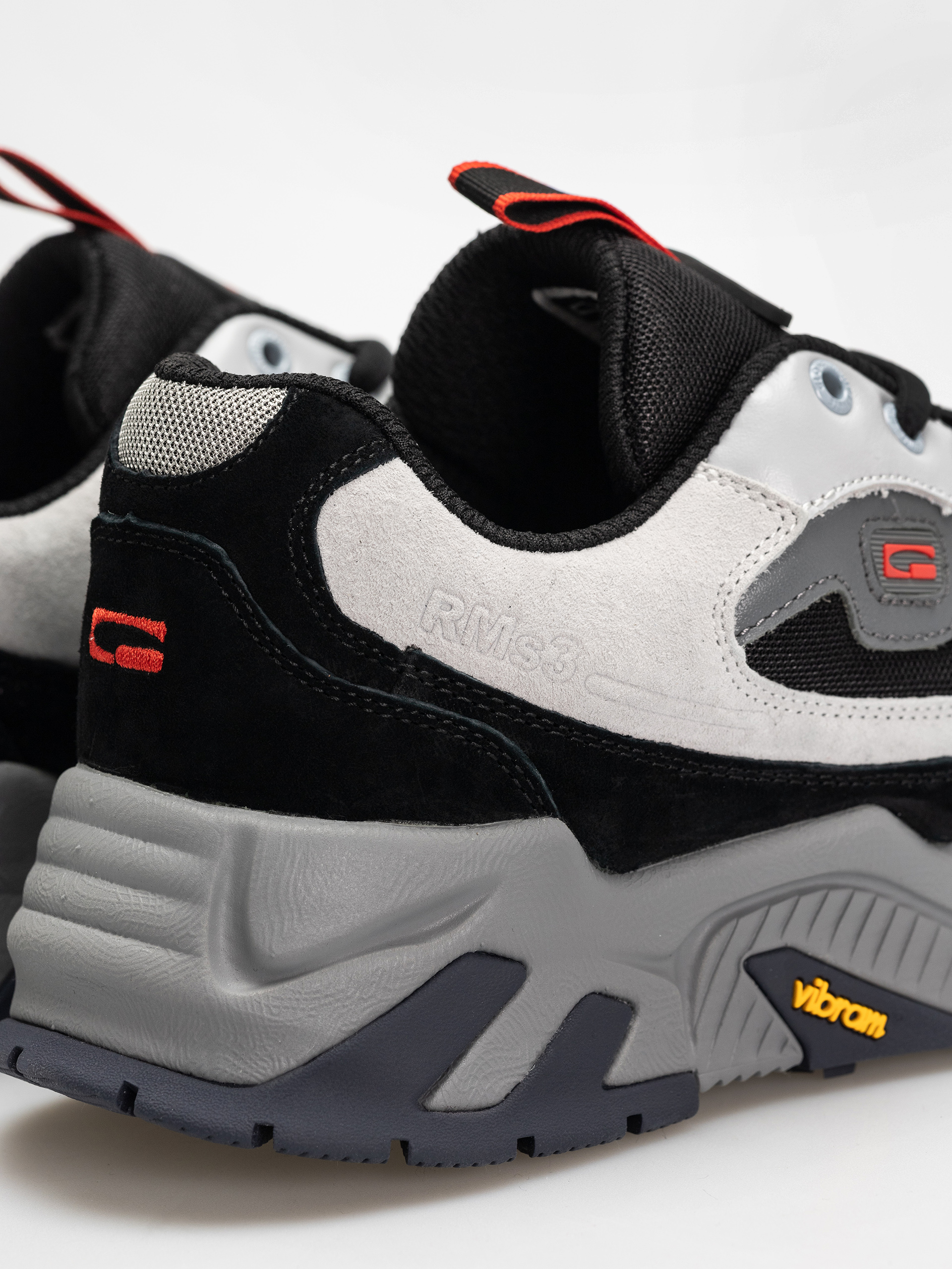 Pantofi Globe RMS 3000 (smoke/black)