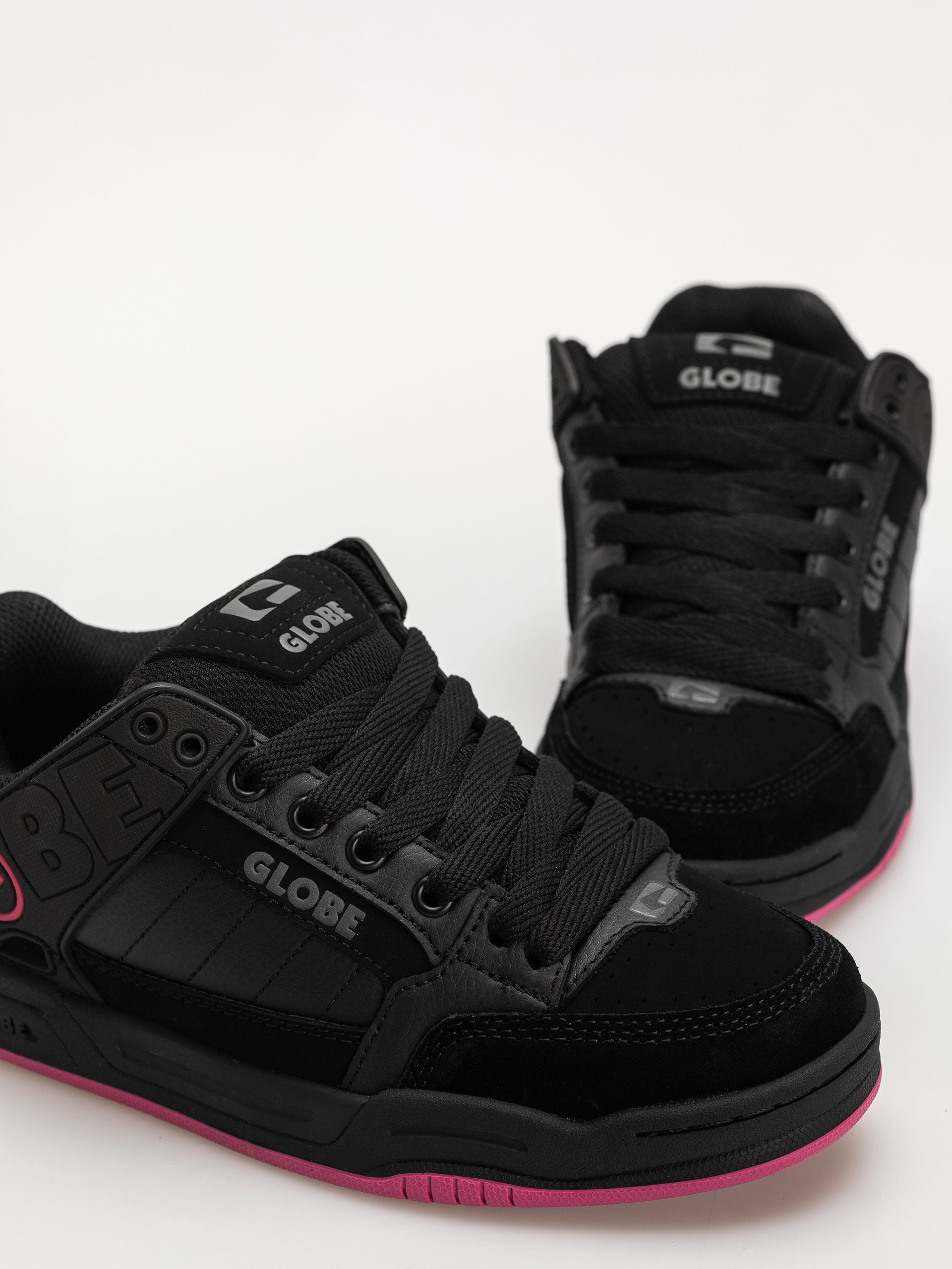 Pantofi Globe Tilt (black/black/pink)