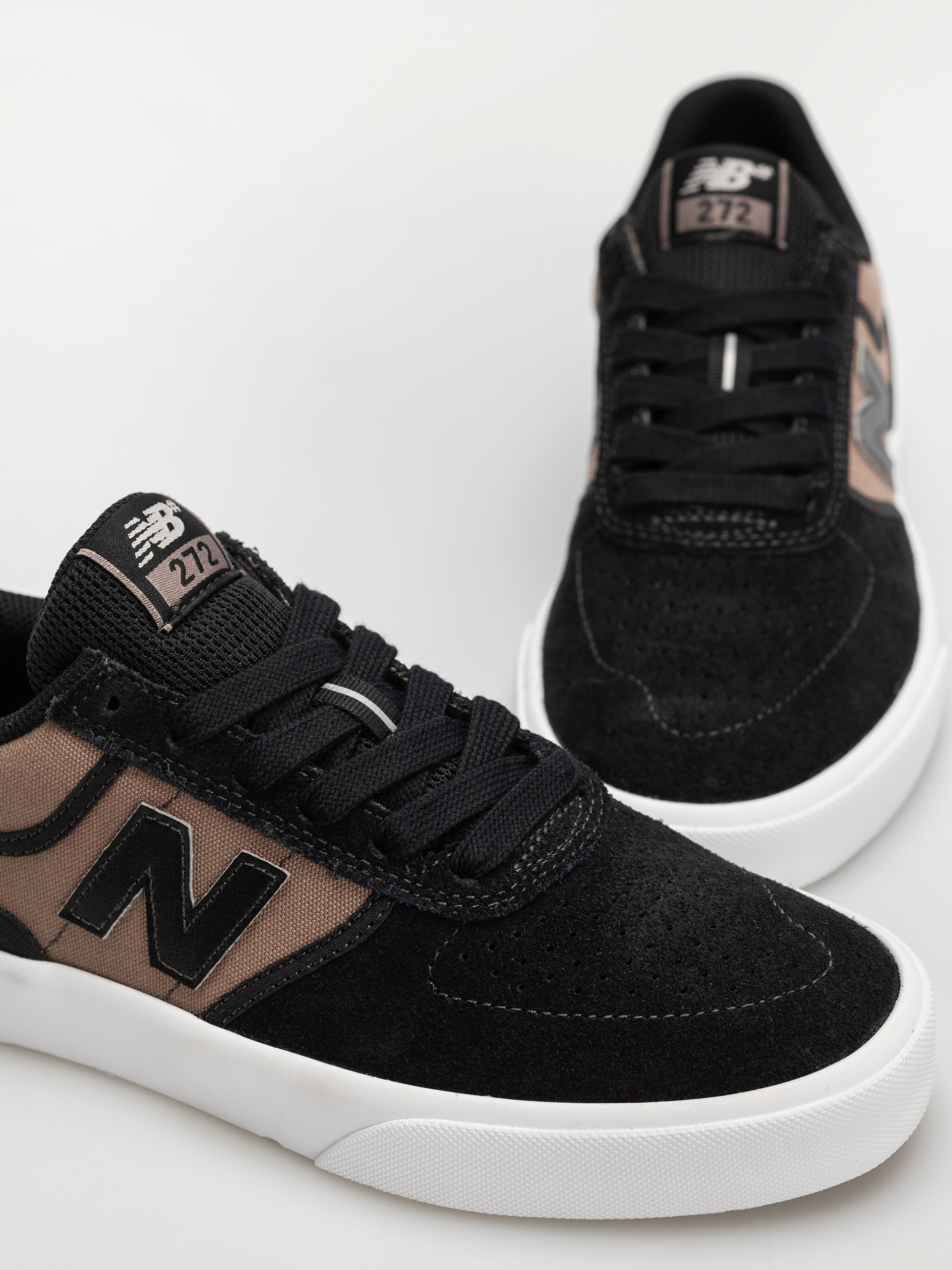 Pantofi New Balance 272 (black)