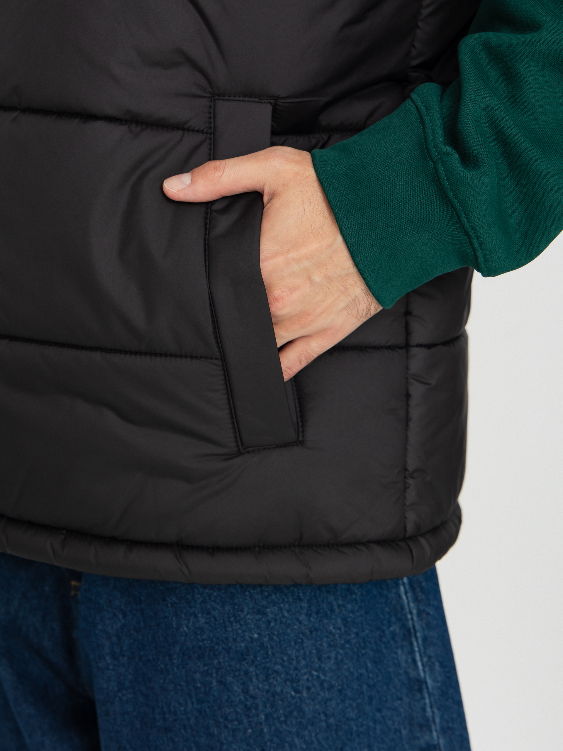 Vestă Vans Mte Hillgate Vest (black)