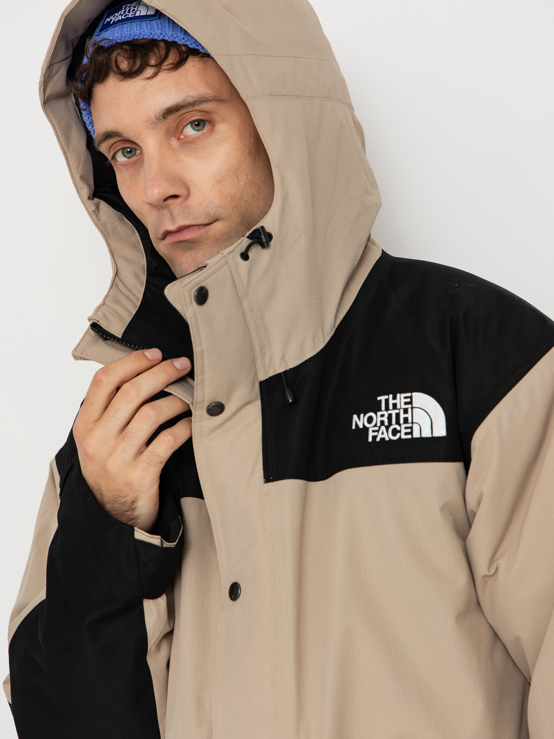 Geacă The North Face Mountain Down (mushroom grey/tnf black)