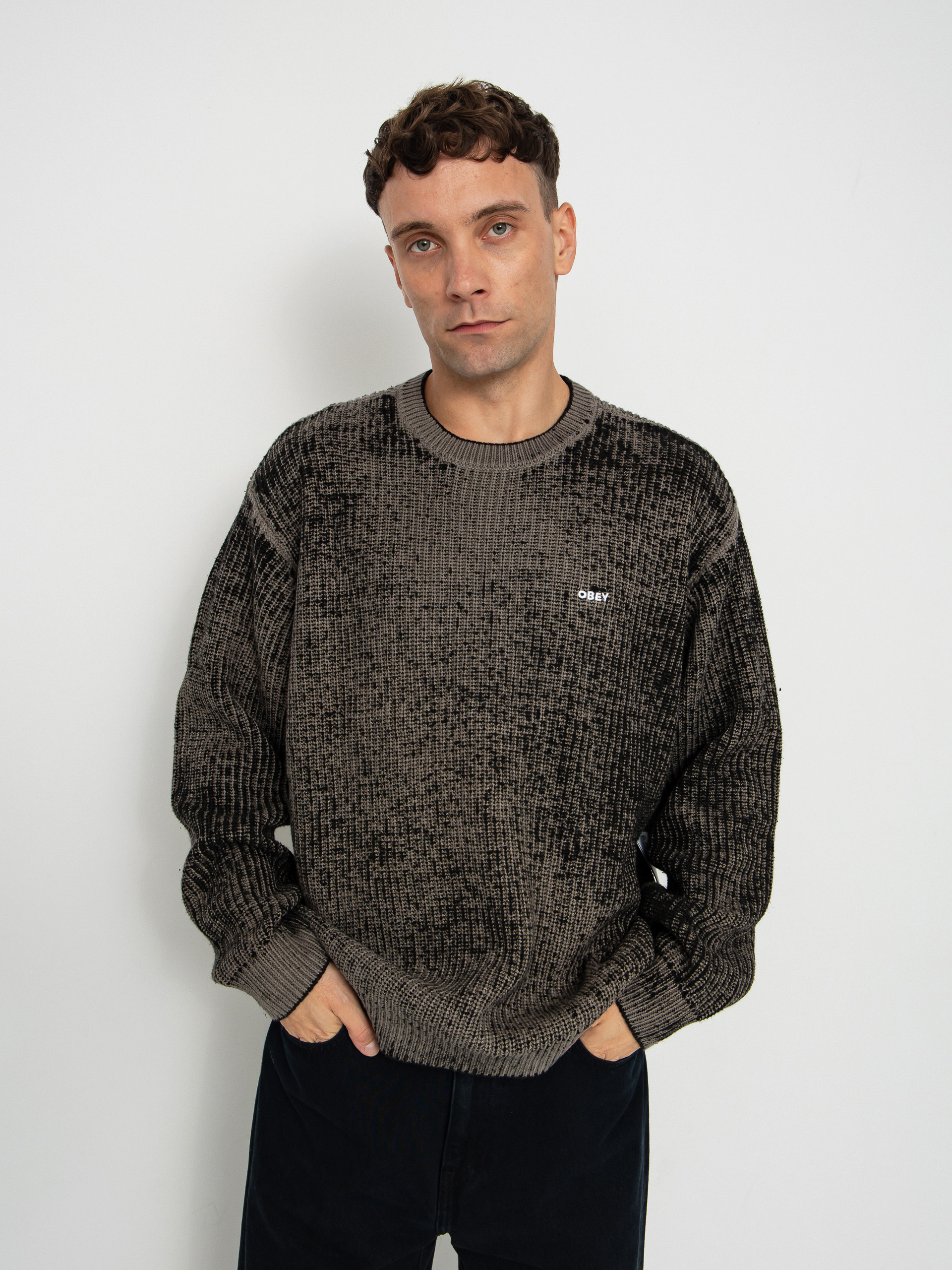 Pulover OBEY Obey Spray Effect Sweater (black multi)