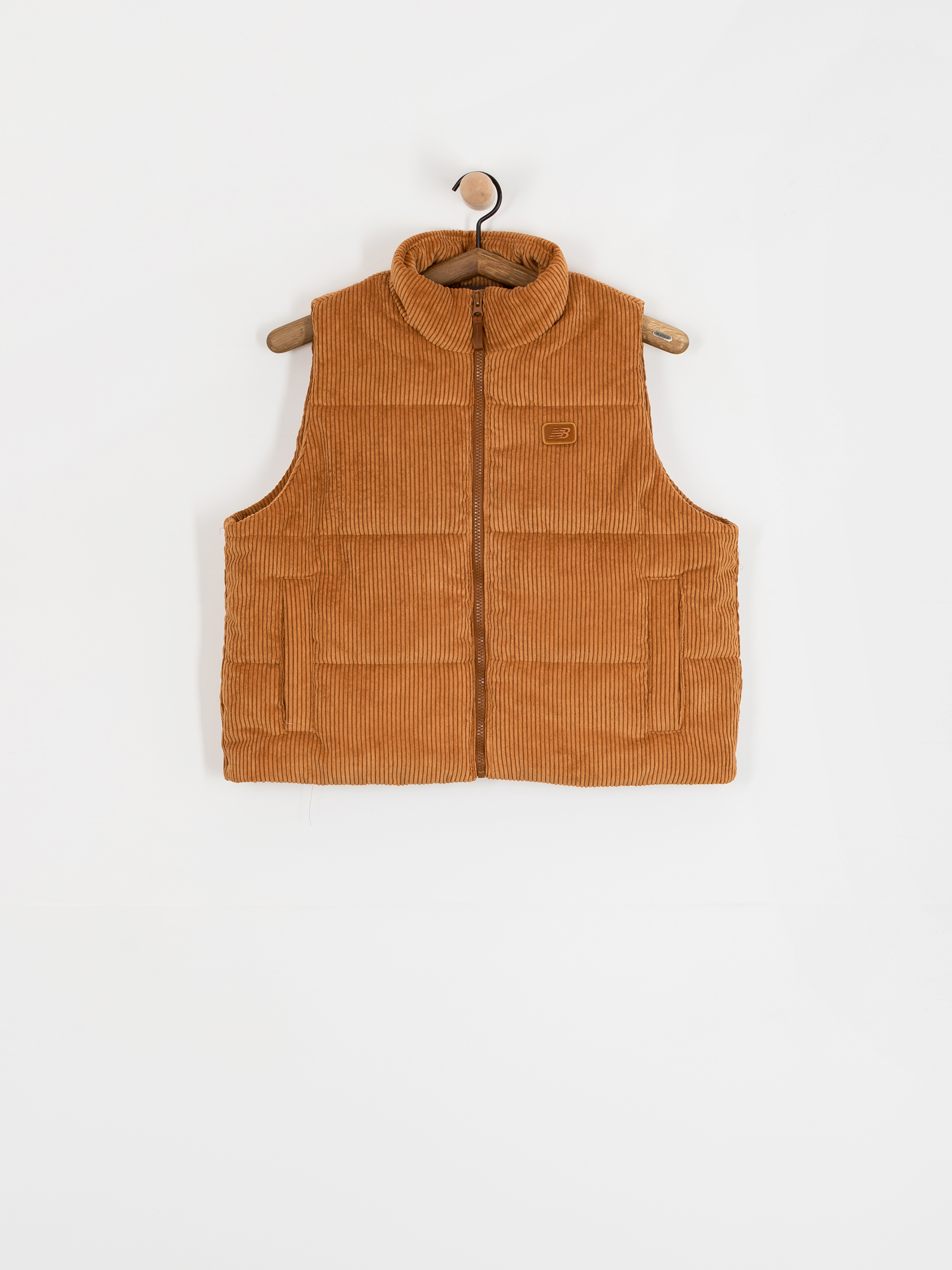 Vestă New Balance Wide Wale Corduroy Wmn (brown)