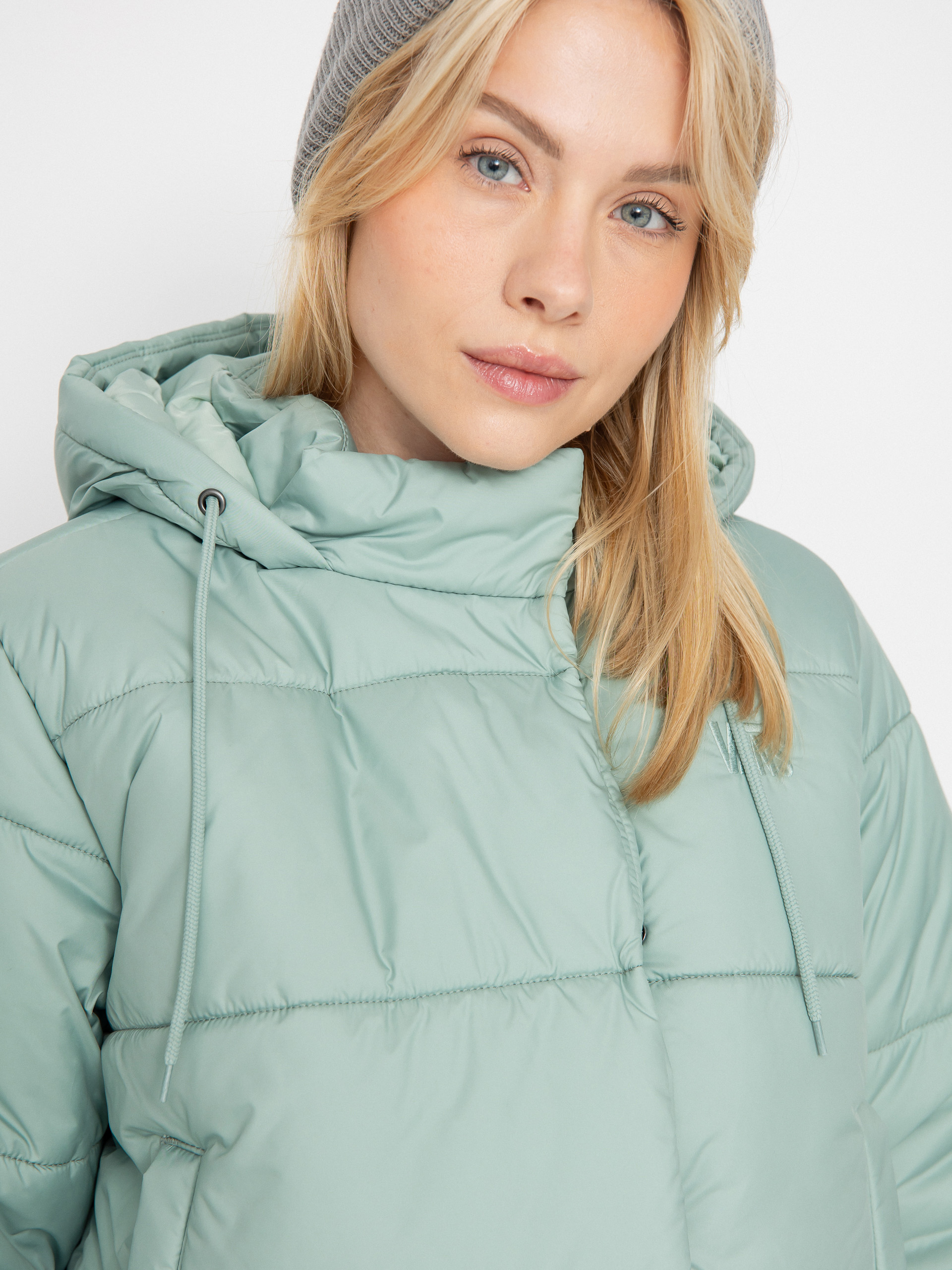 Geacă Vans Hillgate Cropped Puffer Wmn (gray olive)