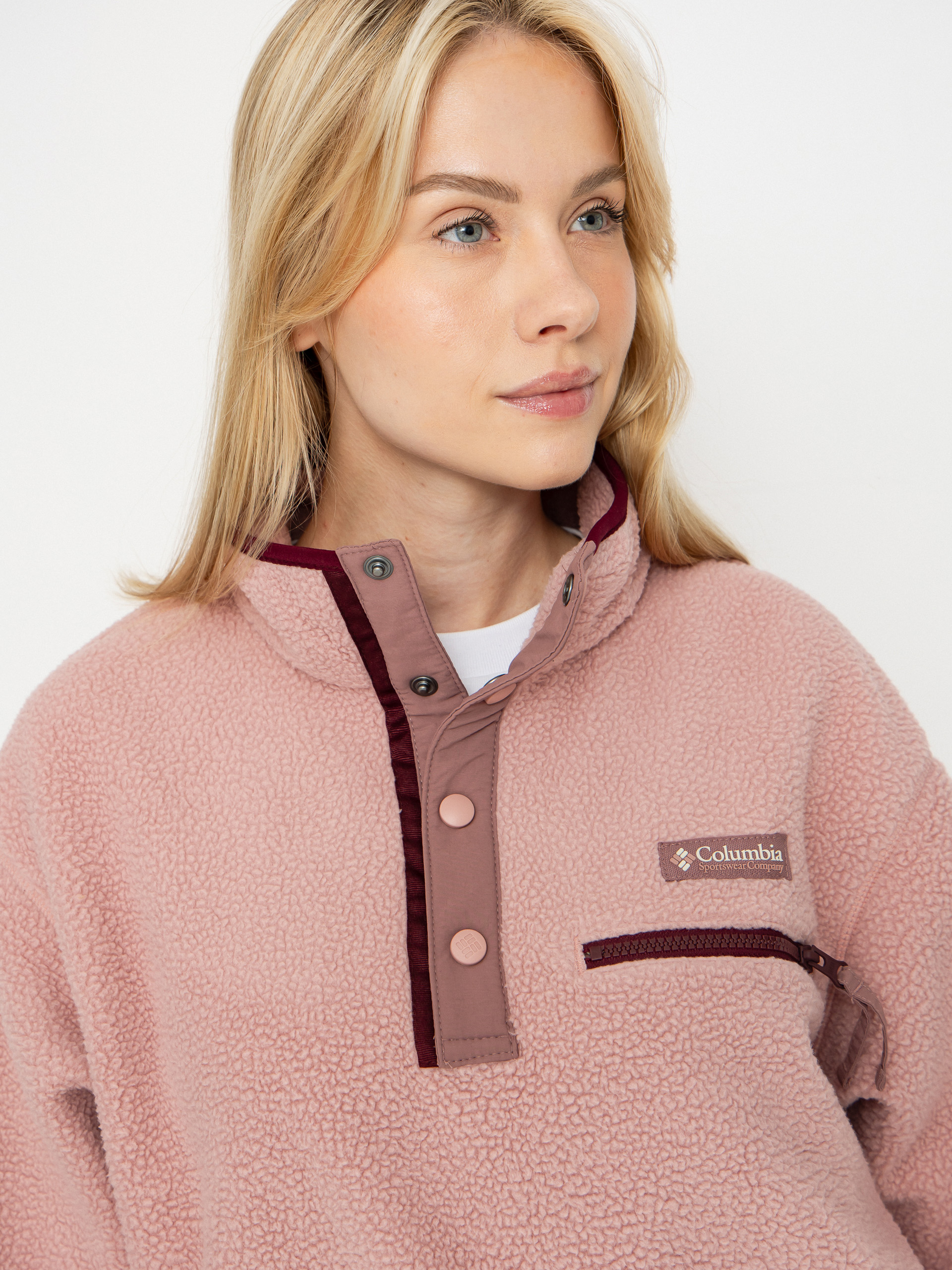 Pentru femei Hanorac din fleece Columbia Helvetia II Cropped Half Snap (eraser pink/fig/rich wine)