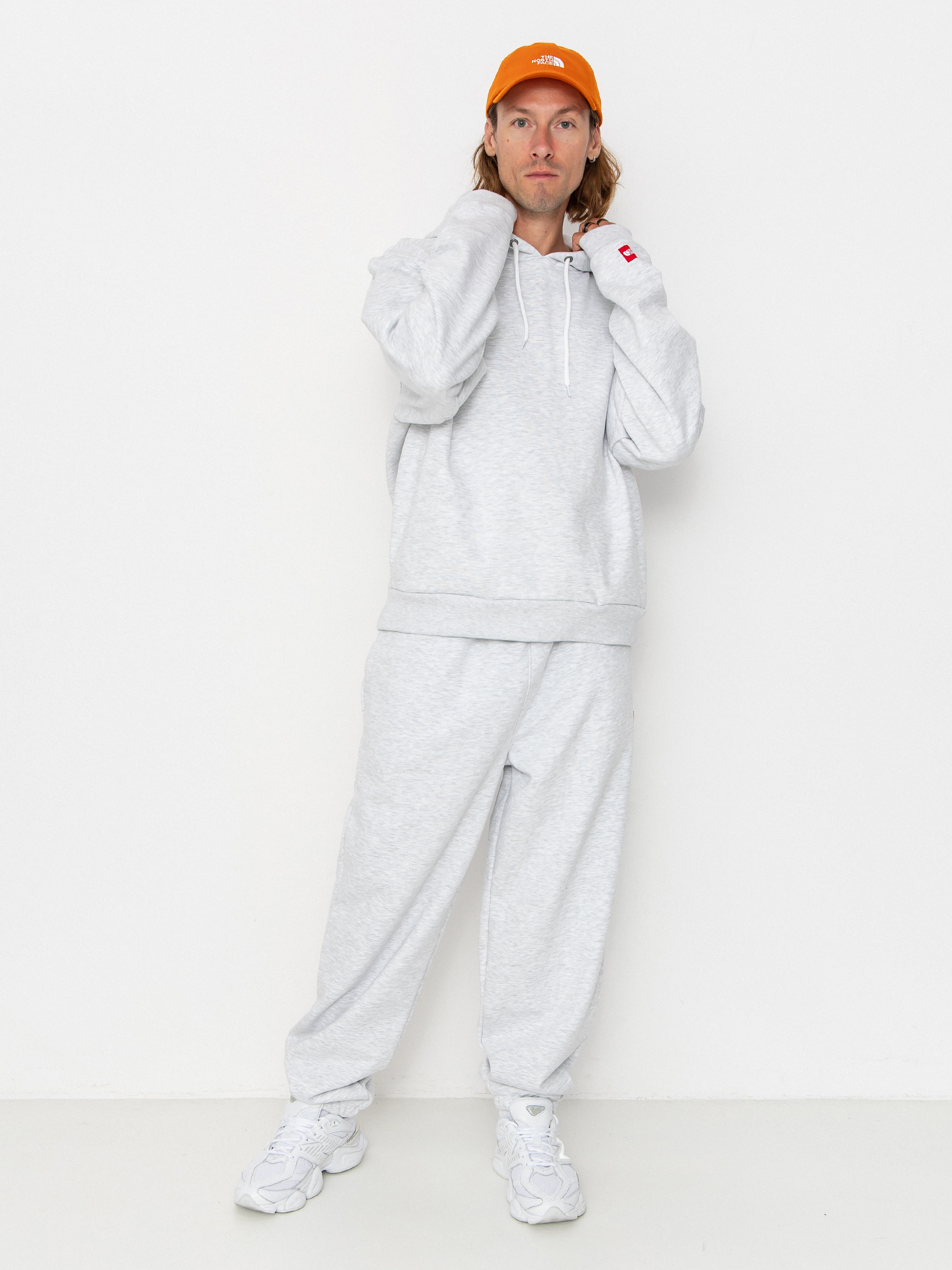 Hanorac cu glugă The North Face Red Box HD (tnf classic grey heathe)