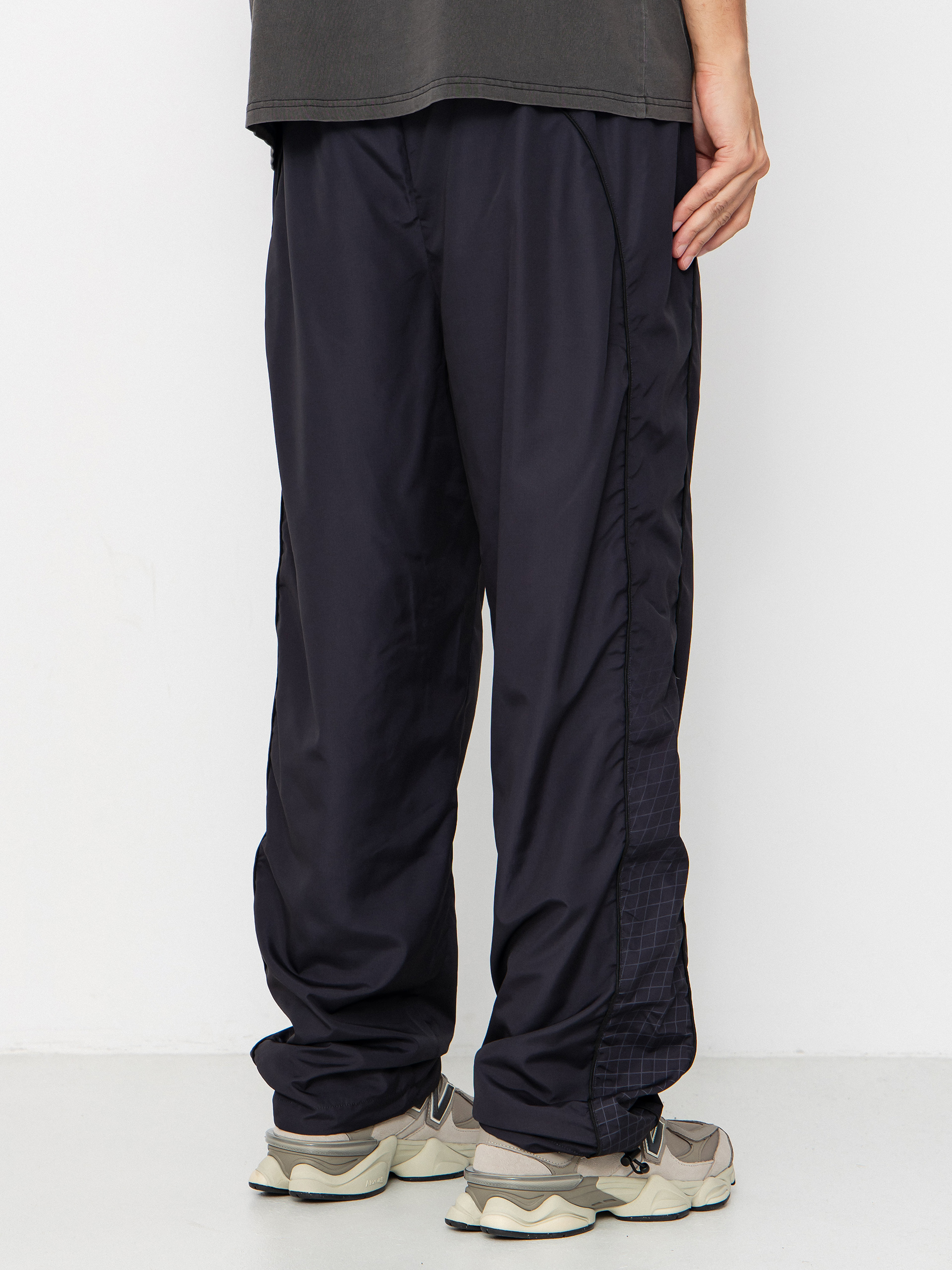 Pantaloni Wasted Paris Spine Track (black)