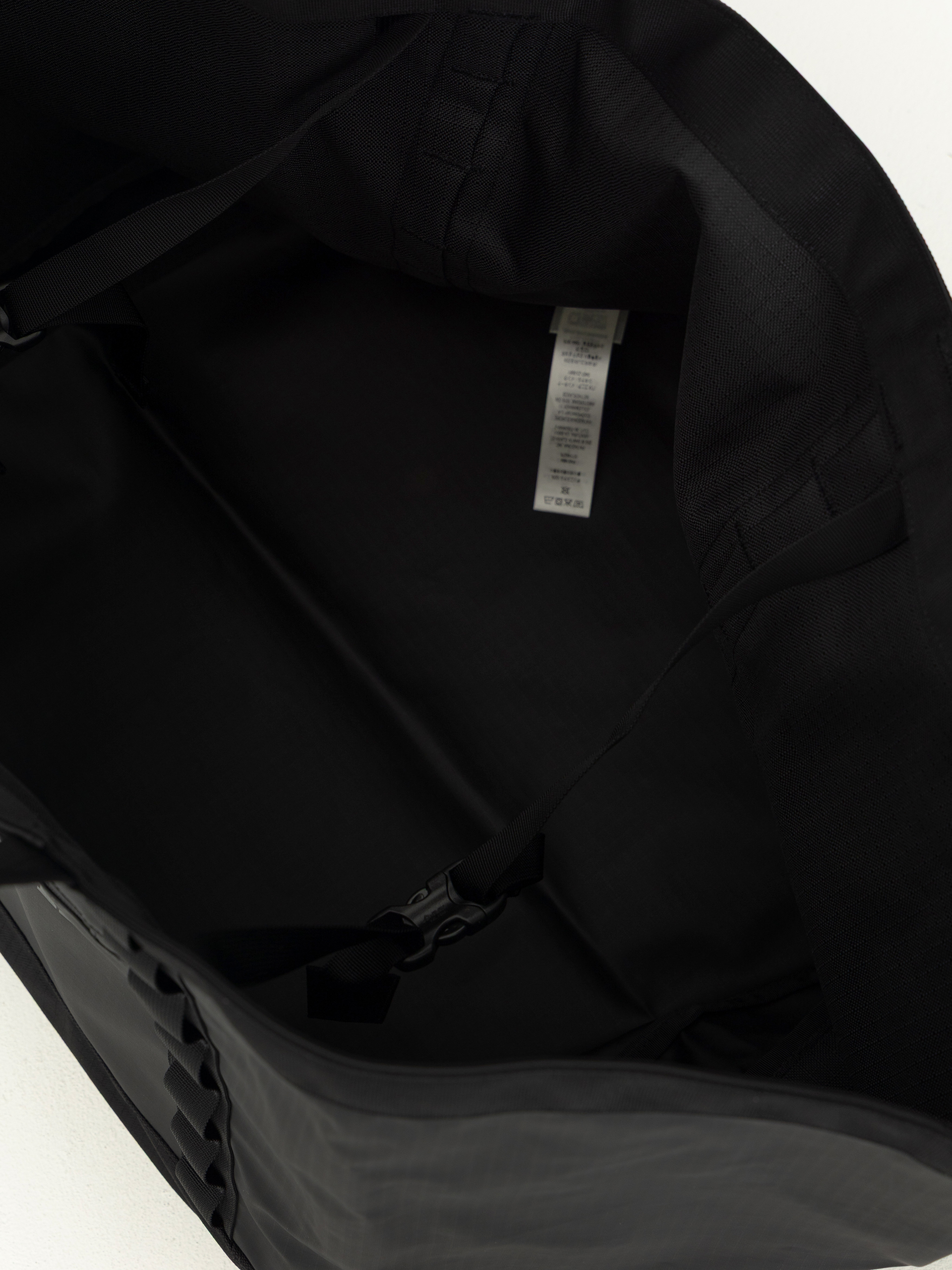 Geantă Patagonia Black Hole Gear Tote (black w/black)