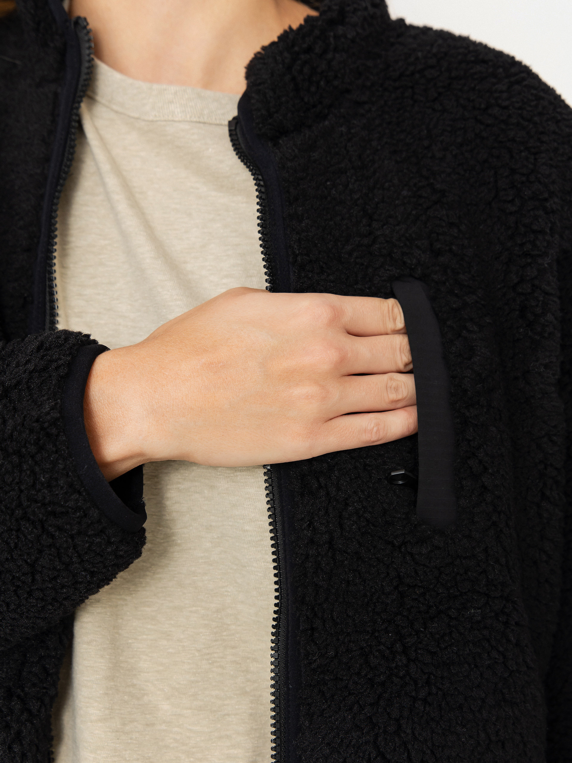 Hanorac Volcom Wuzer Fuzzar Wmn (black)