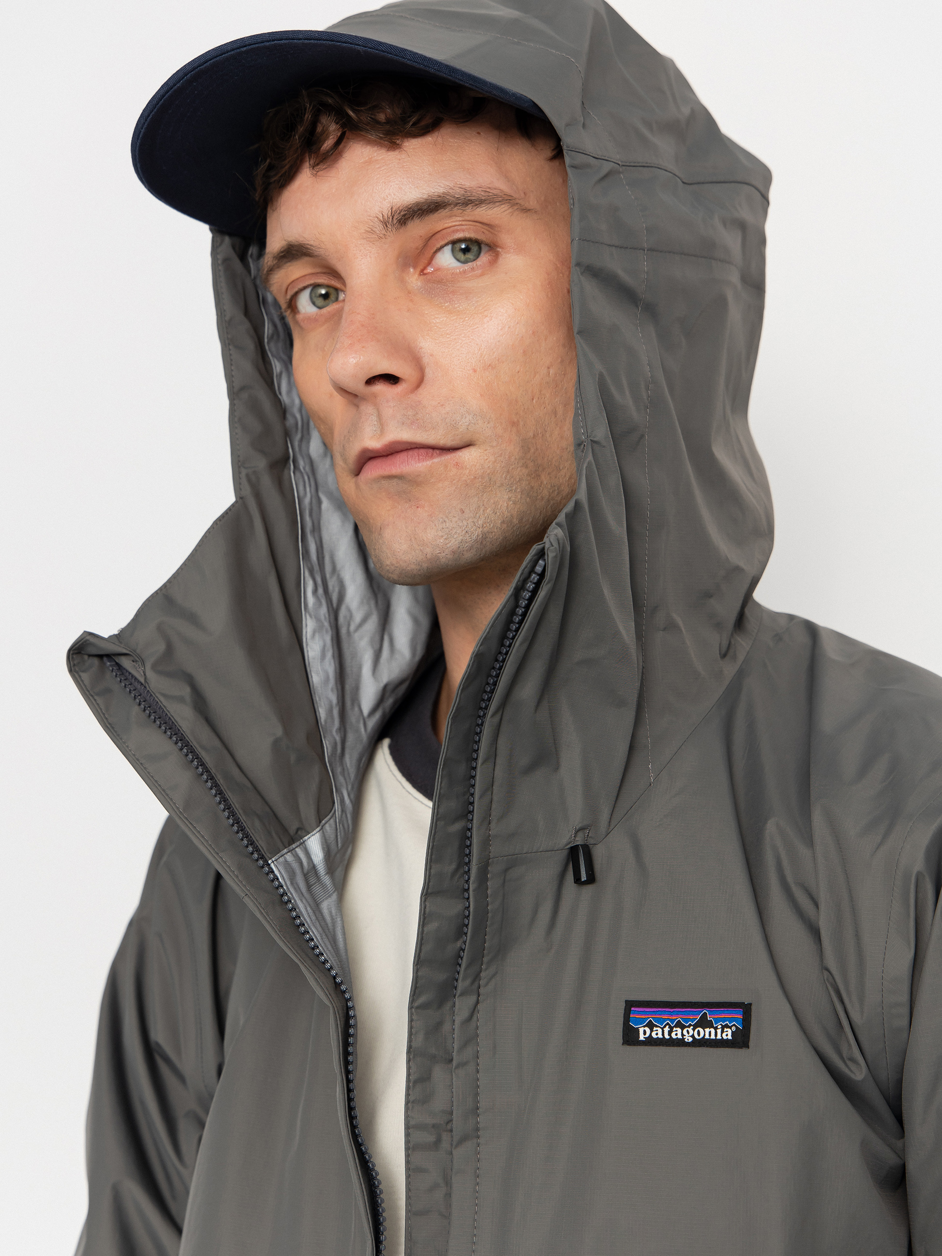 Geacă Patagonia Torrentshell 3L (noble grey)