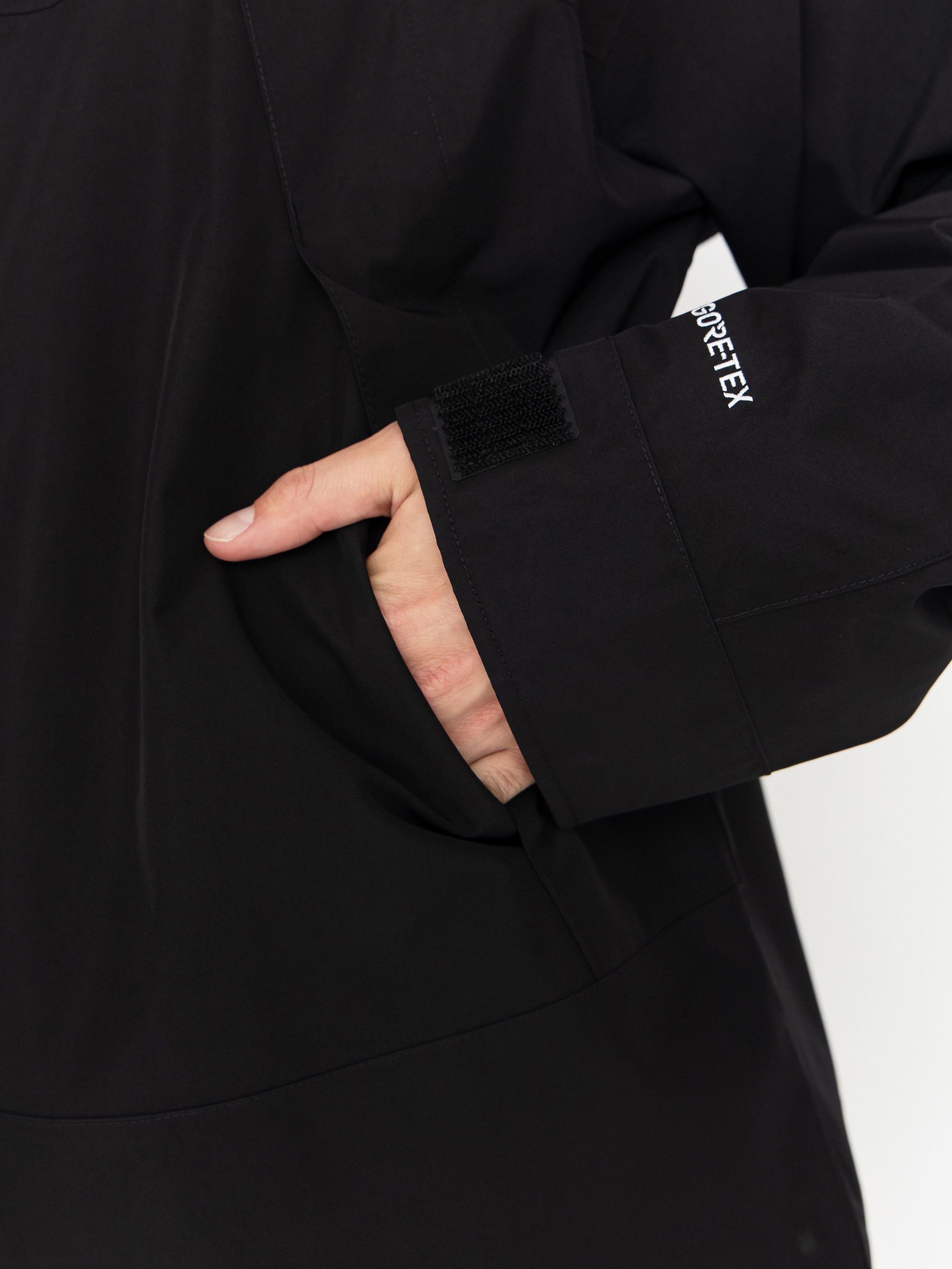 Geacă The North Face GTX Mountain (tnfblack/tnfblack/tnfblck)