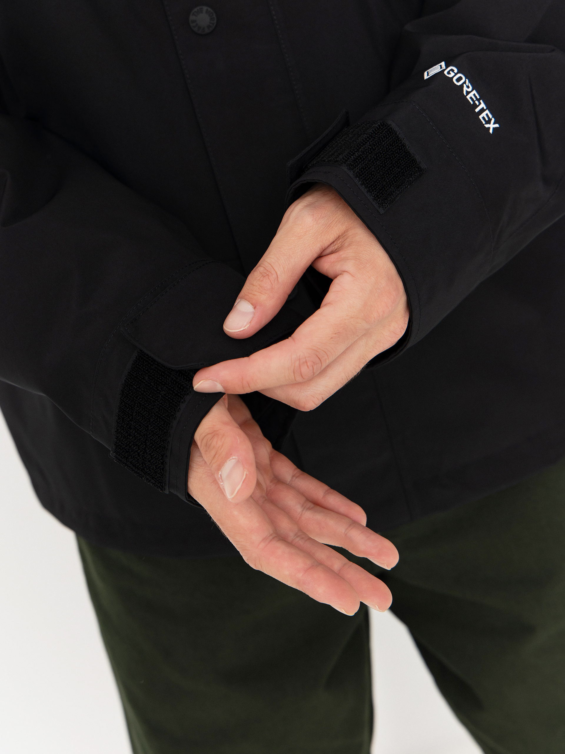 Geacă The North Face GTX Mountain (tnfblack/tnfblack/tnfblck)