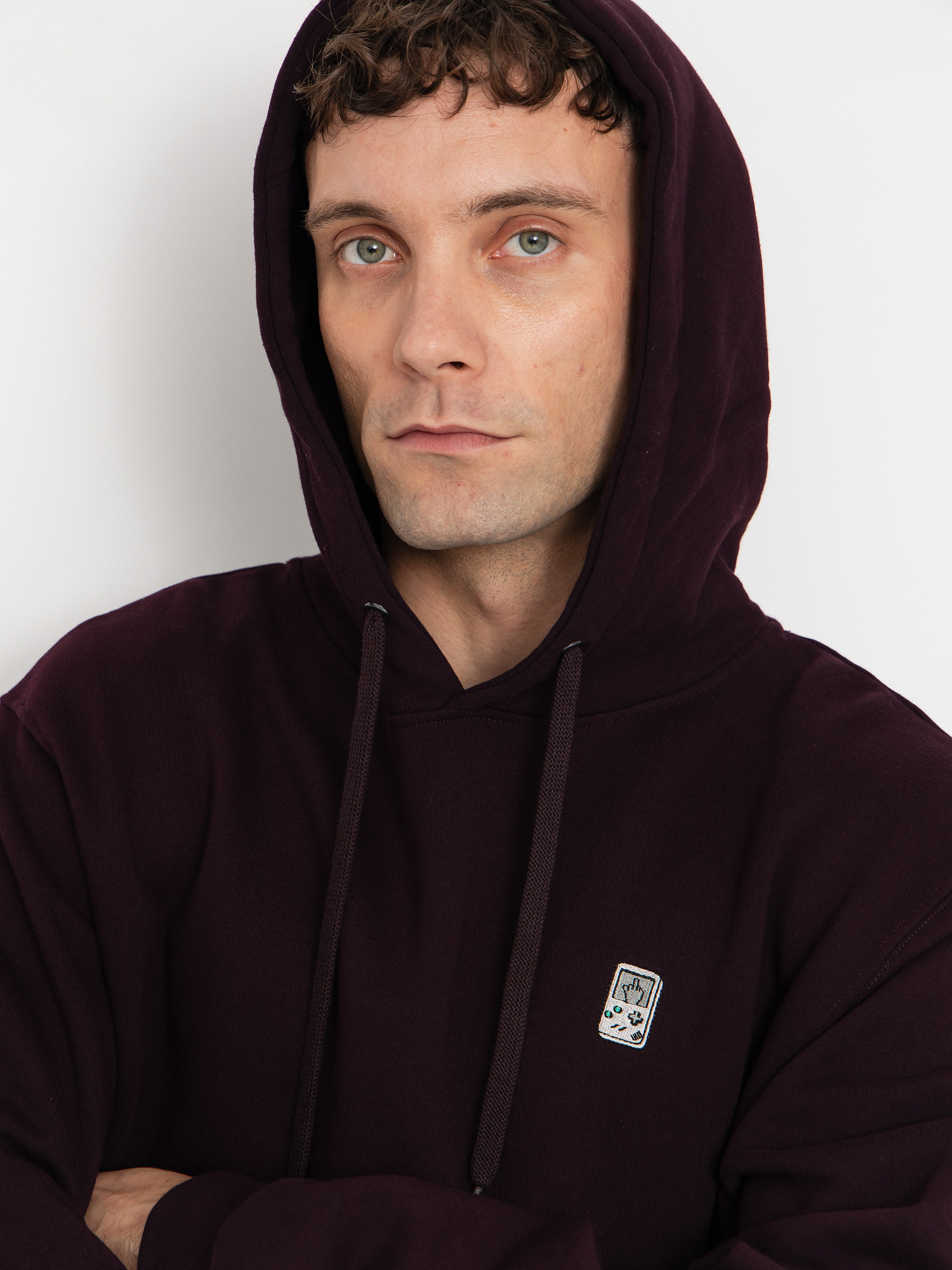 Hanorac cu glugă Iriedaily Play Different HD (aubergine)