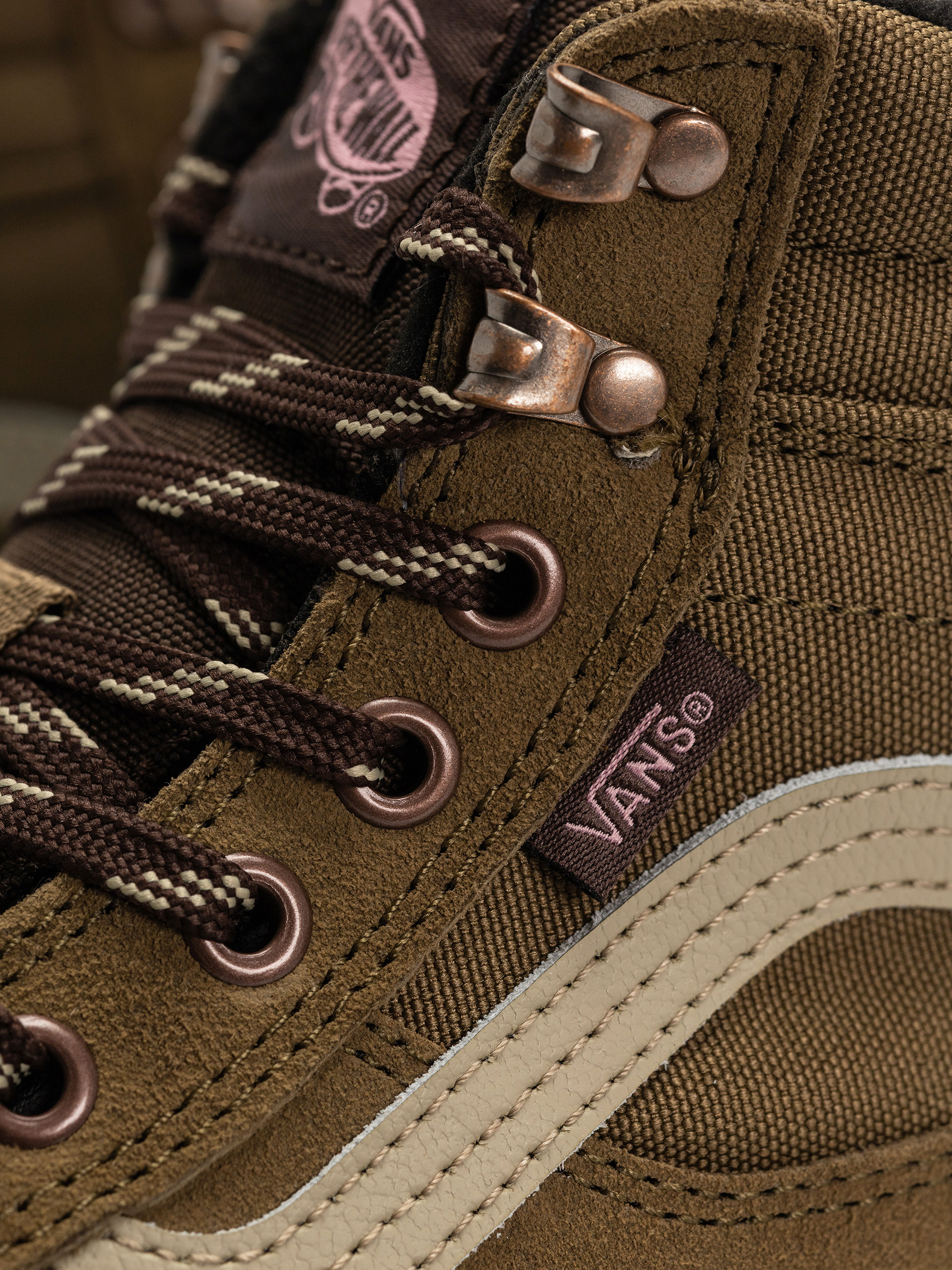 Pantofi Vans Mte Sk8 Hi Waterproof Insulated (brown/pink)