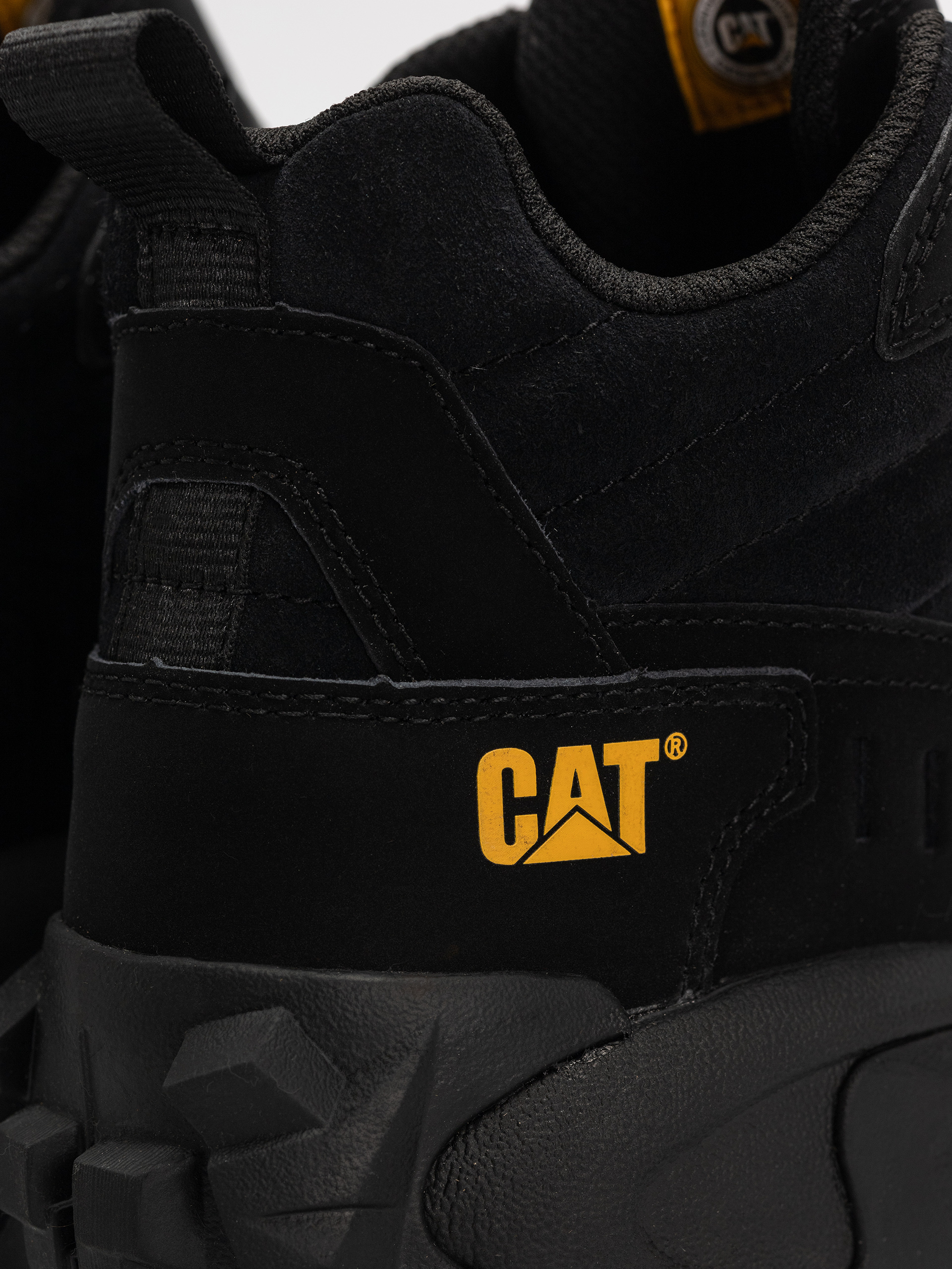 Pantofi de iarnă Caterpillar Intruder Mid Wp (black)