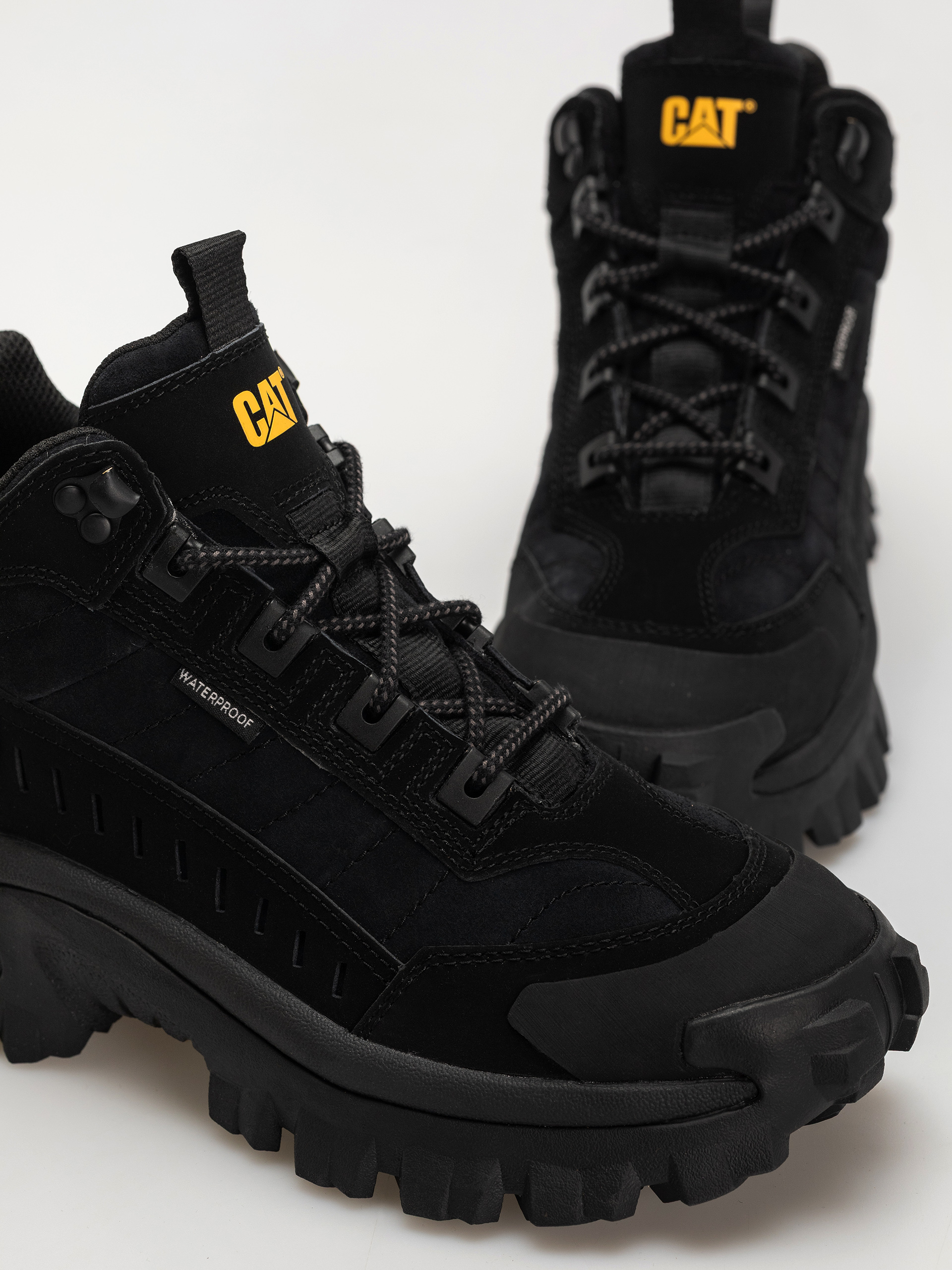 Pantofi de iarnă Caterpillar Intruder Mid Wp (black)