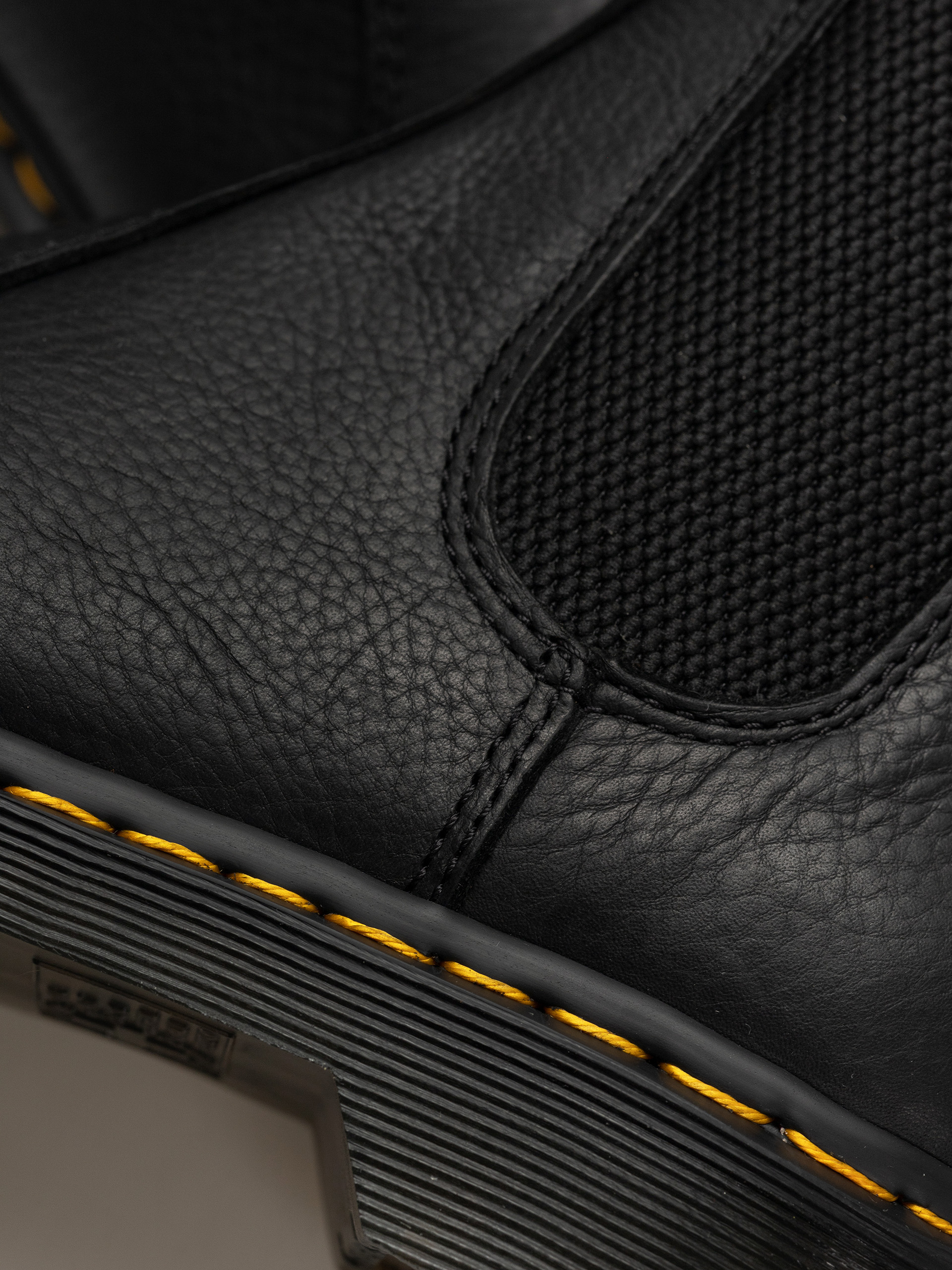 Pantofi Dr. Martens 2976 Chelsea (black ambassador)
