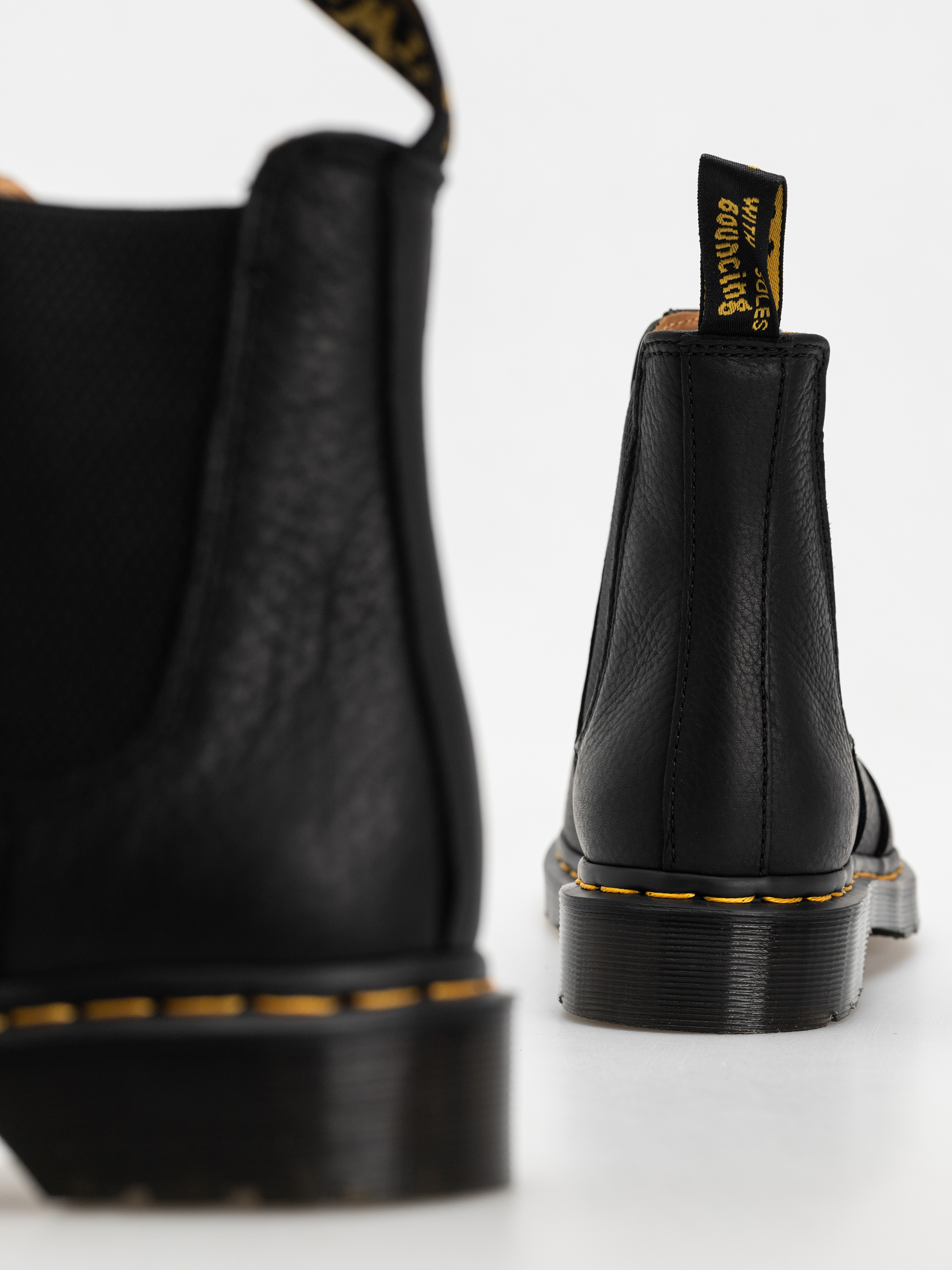 Pantofi Dr. Martens 2976 Chelsea (black ambassador)