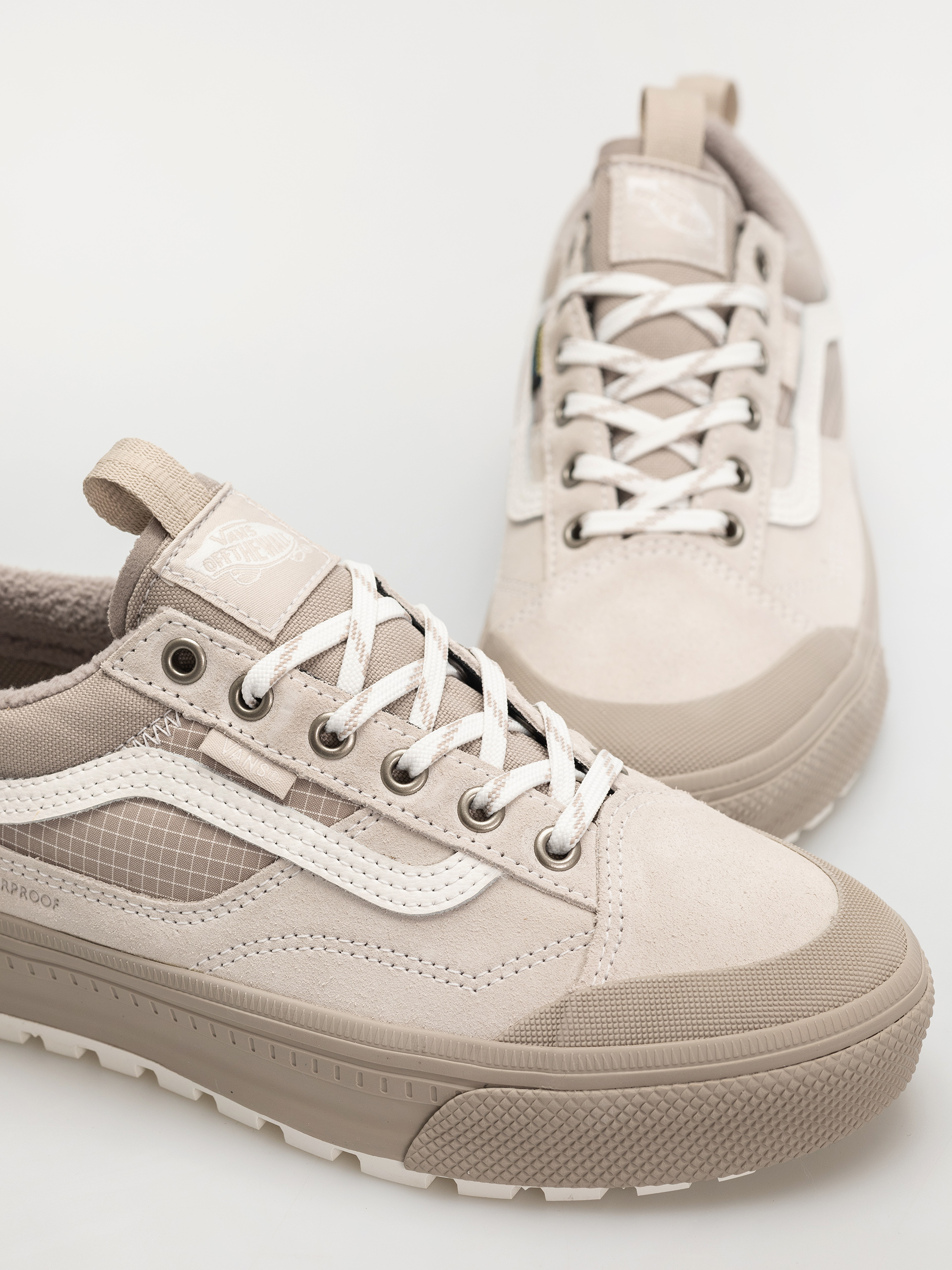 Pantofi Vans Mte Old Skool Waterproof Insulated (stone)