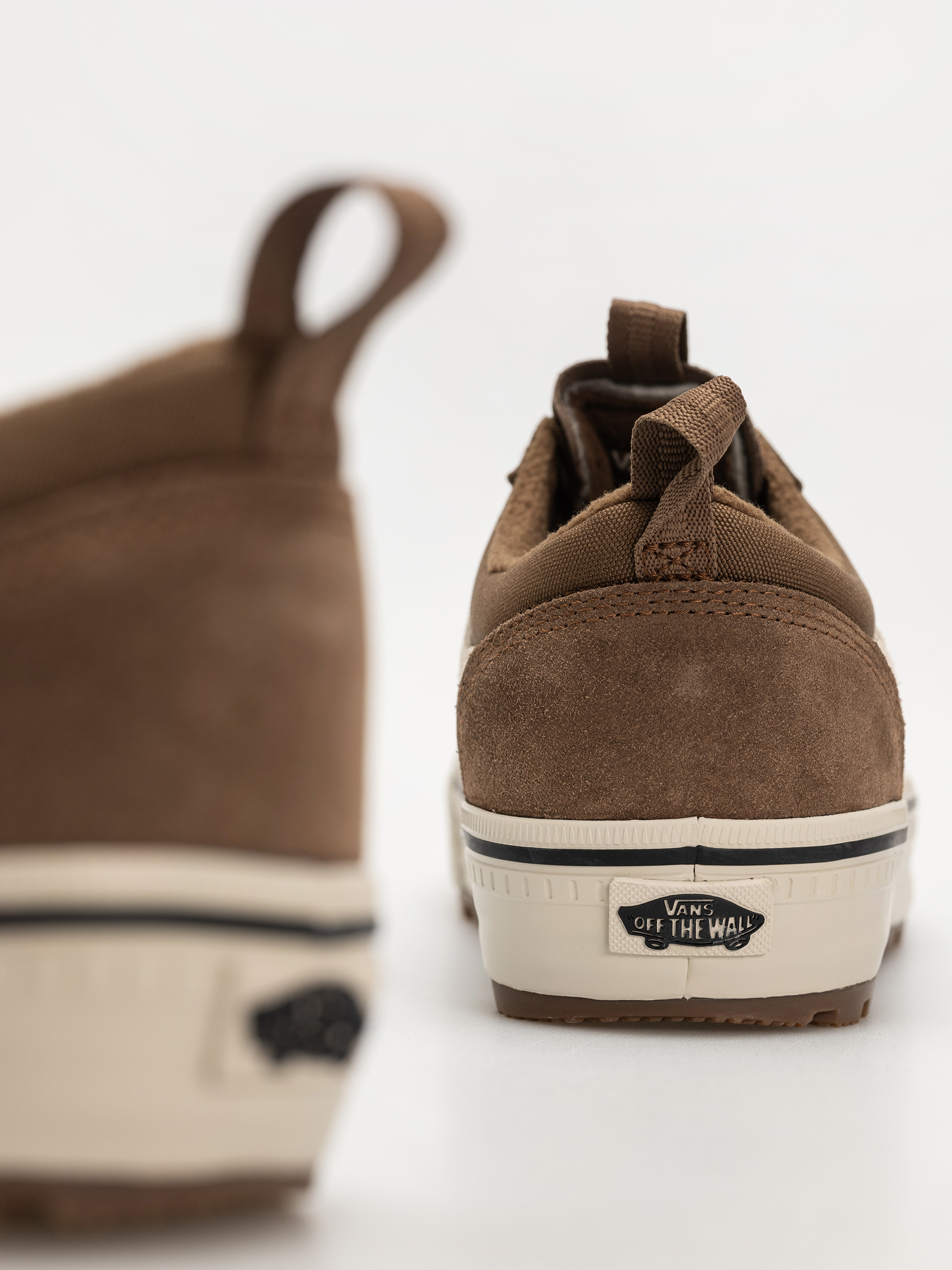 Pantofi Vans Mte Old Skool Waterproof Insulated (brown/gum)
