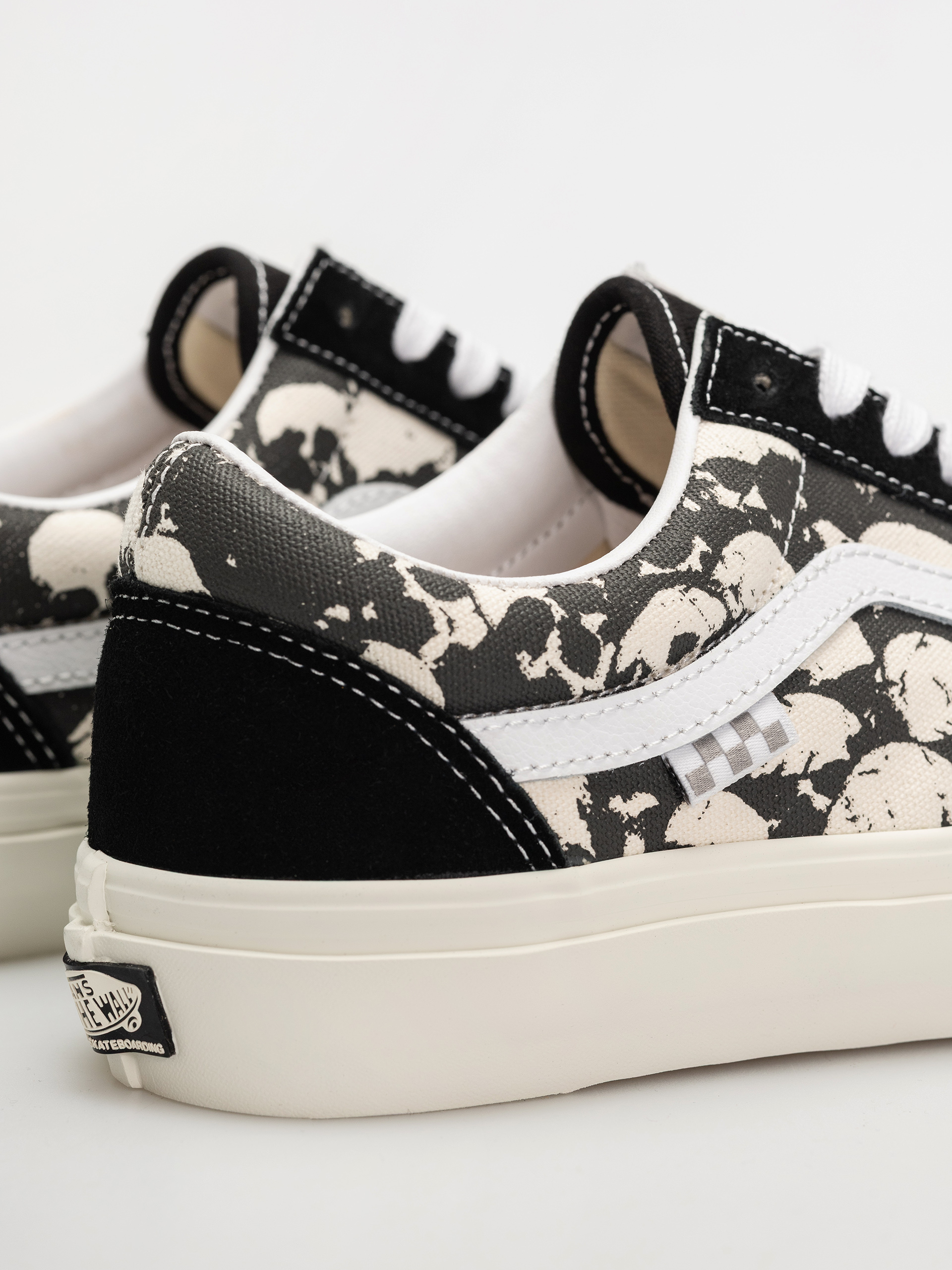 Pantofi Vans Skate Old Skool (skull pile black/white/gum)