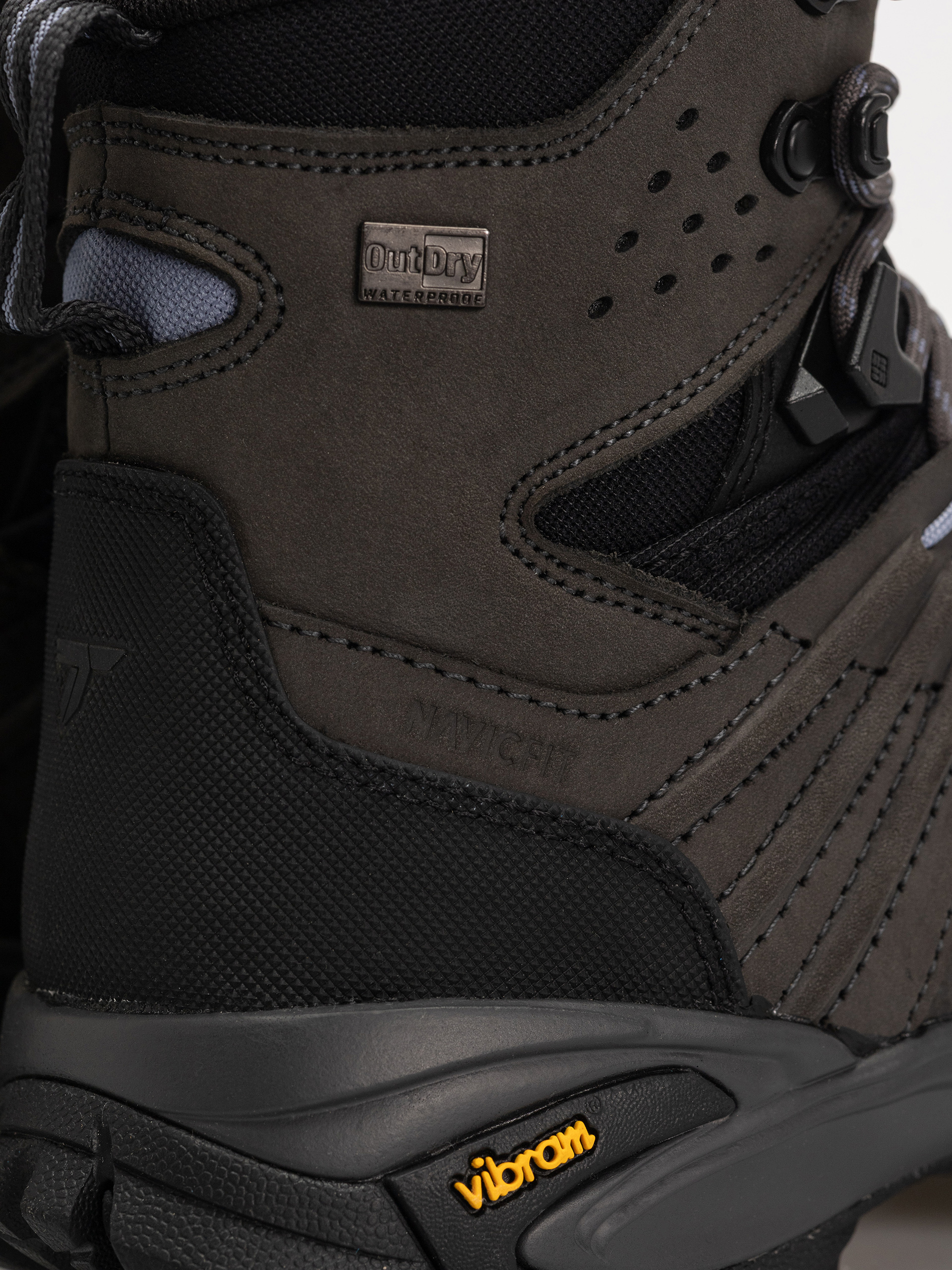 Pantofi Columbia Geoterra Outdry LTR Wmn (black/new moon)