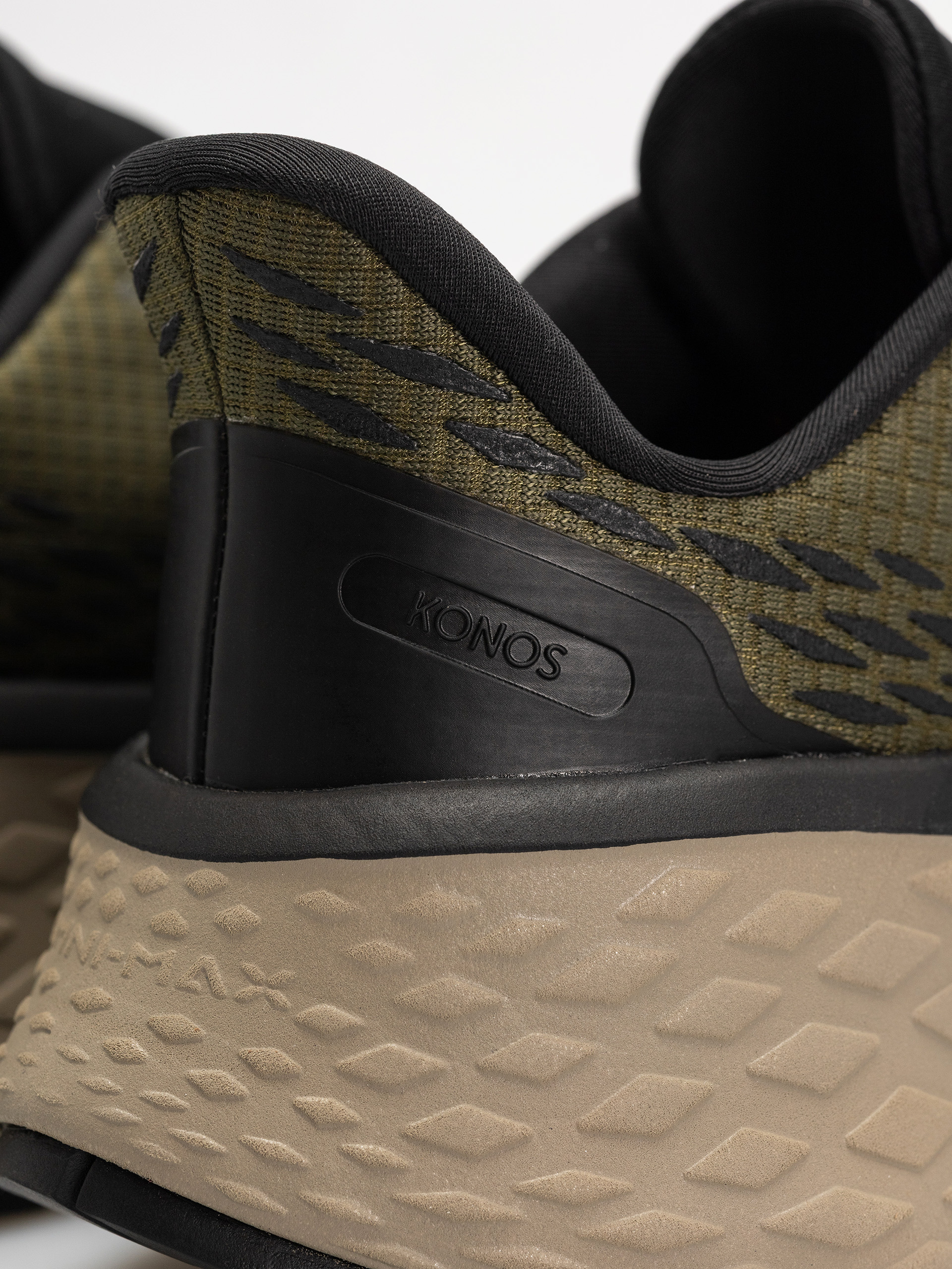 Pantofi Columbia Konos Trillium ATR (nori/tangy orange)