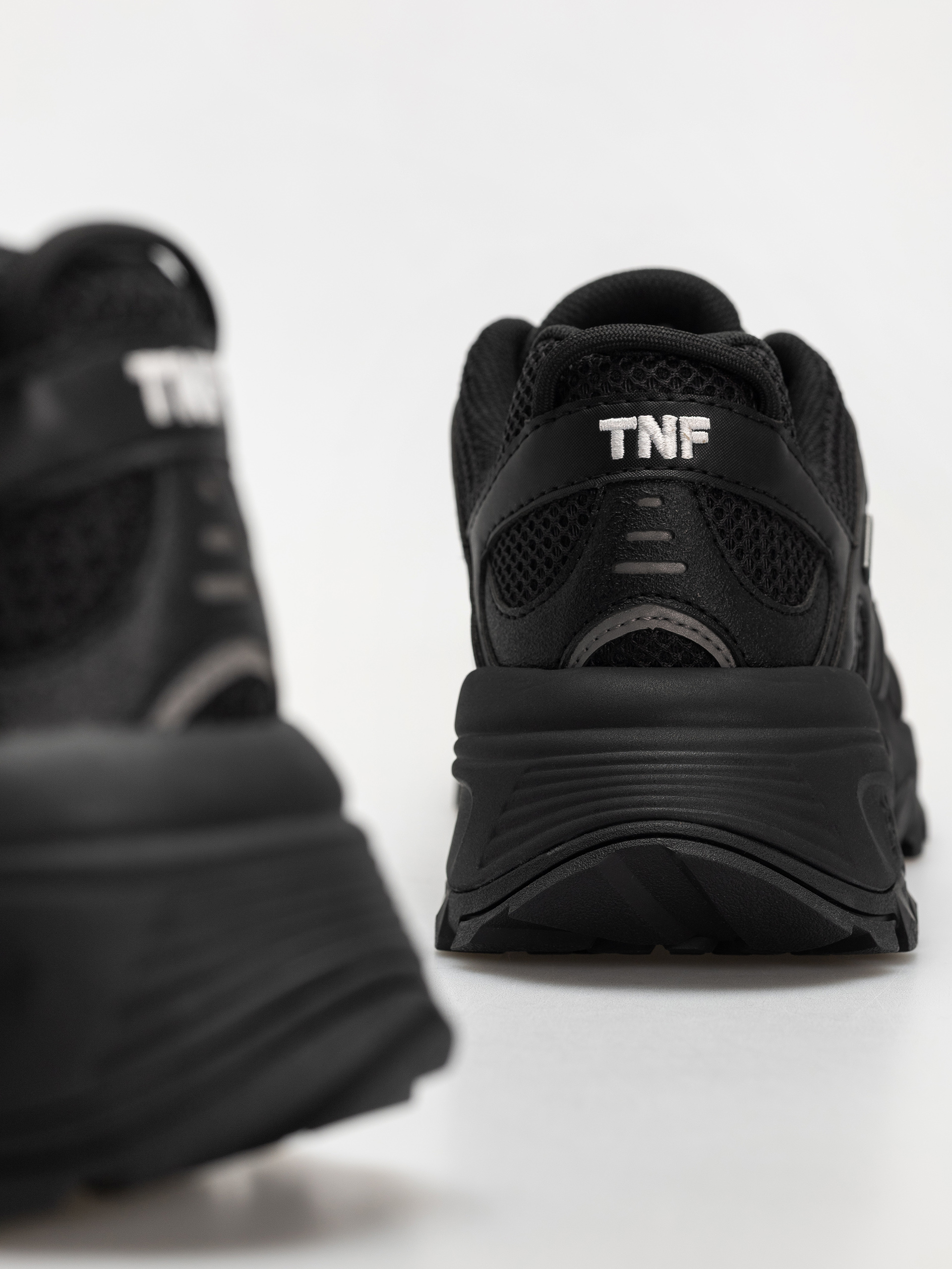 Pantofi The North Face Hedgehog 06 Rvst Gore Tex (tnf black/tnf white)
