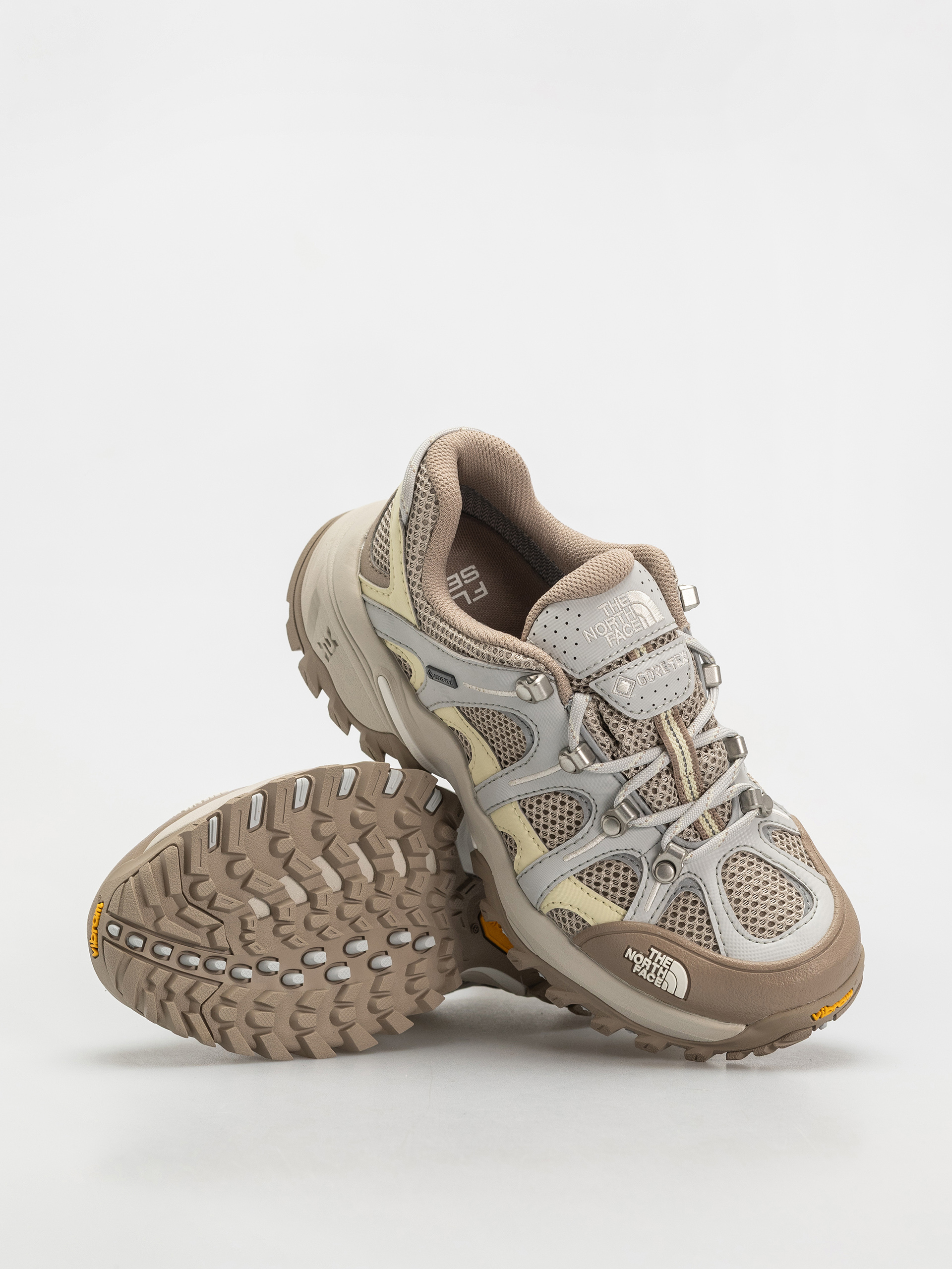 Pantofi The North Face Hedgehog 06 Rvst Gore Tex (high rise grey/white as)