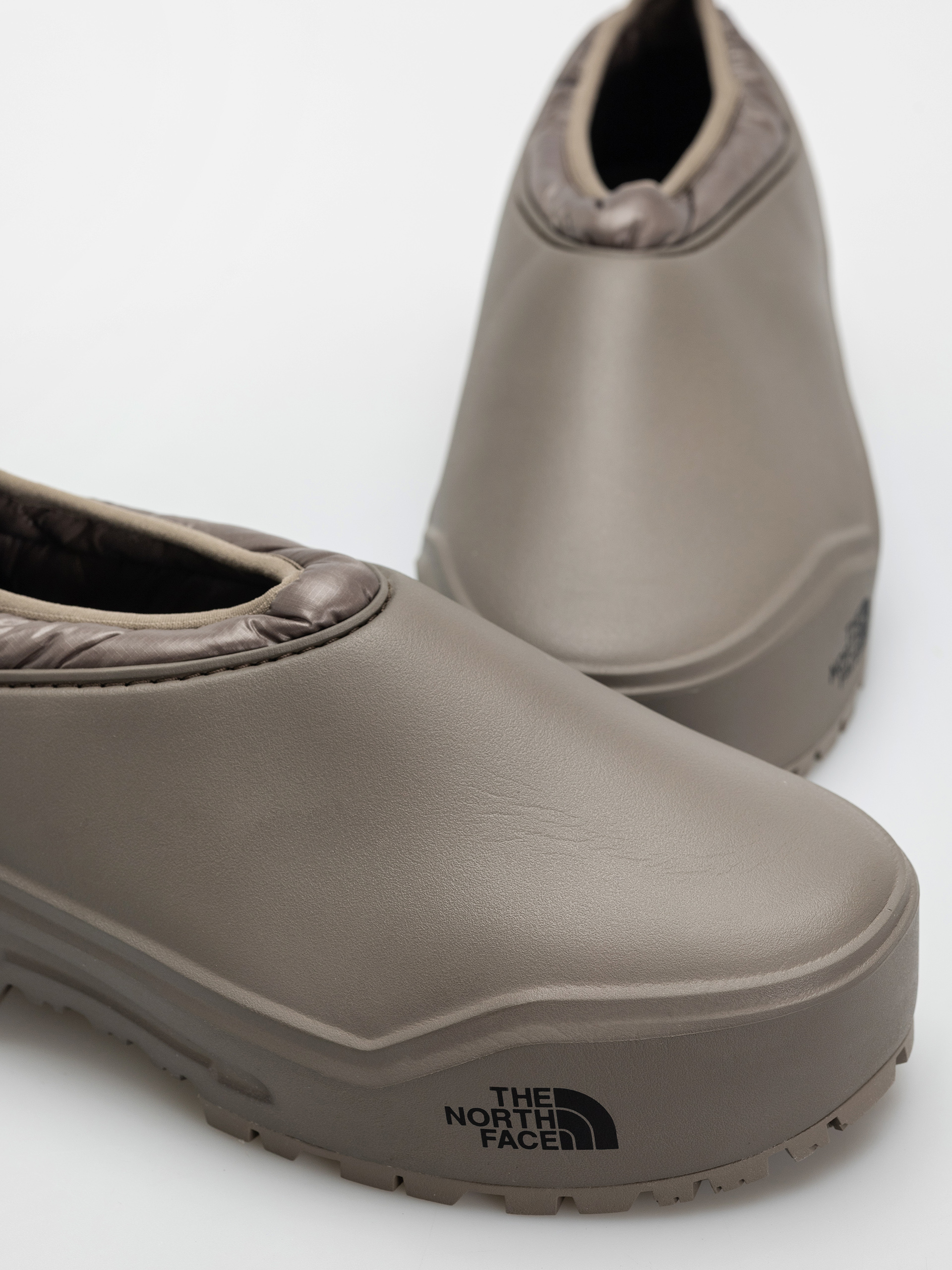 Pantofi The North Face Base Camp Wp Mule (mocha brown/mocha brown)