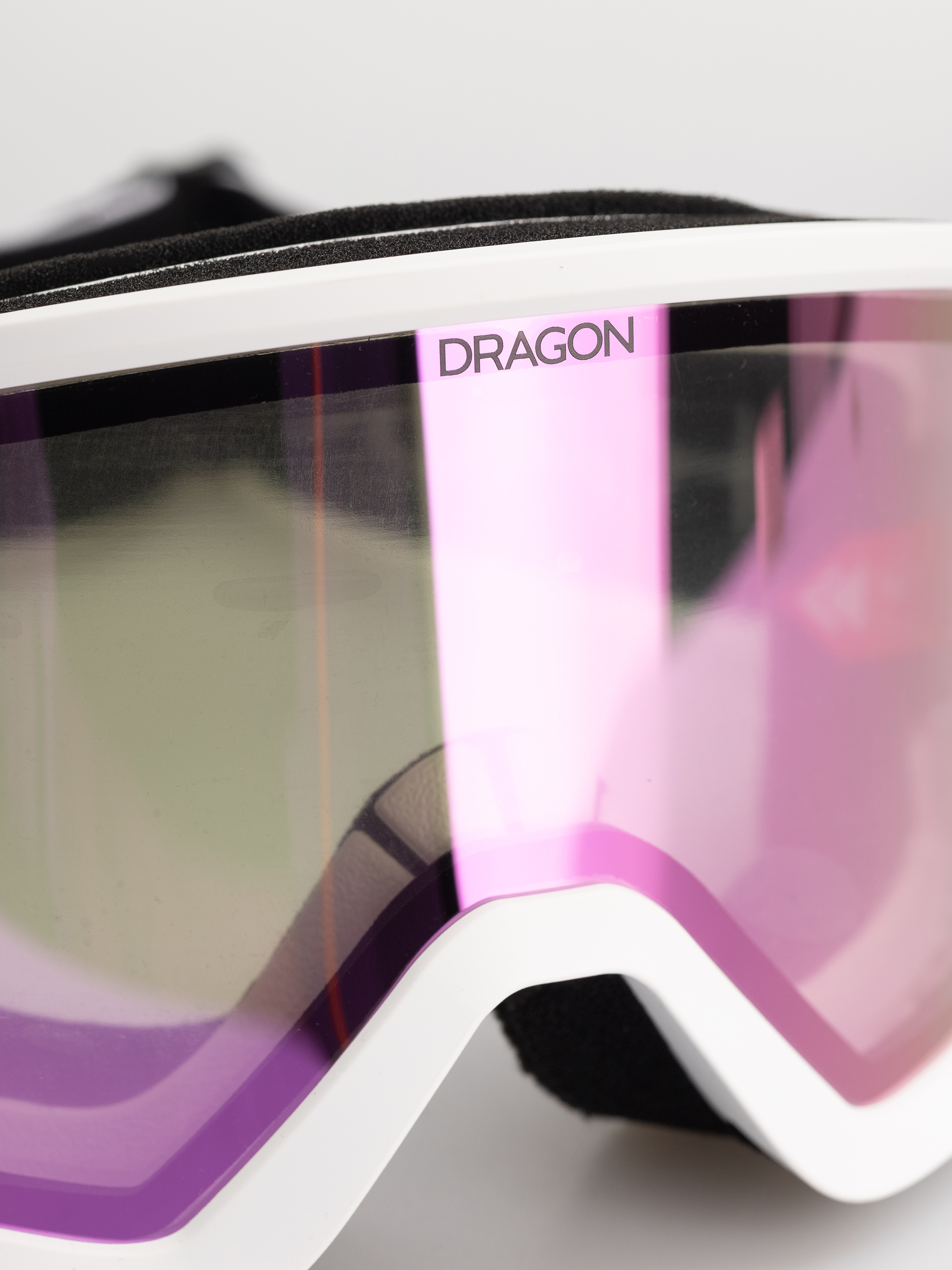 Ochelari pentru snowboard Dragon DX3 OTG (white/lumalens pink ion)