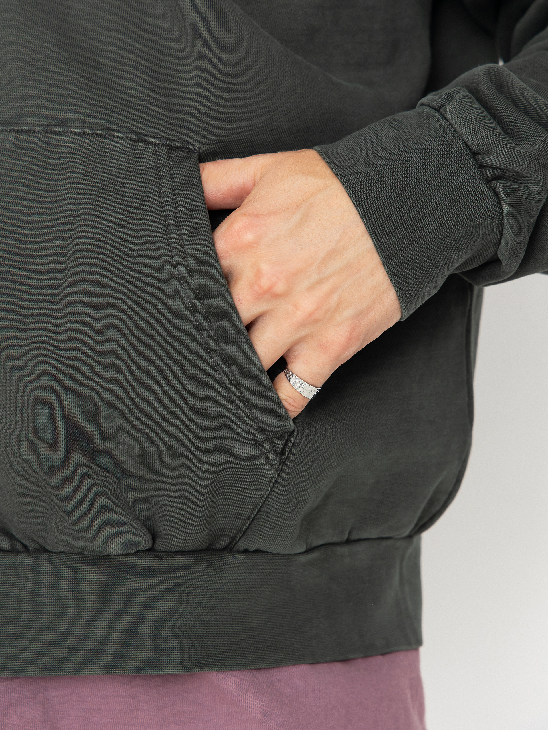 Hanorac cu glugă OBEY Lowercase Pigment ZHD (pigment pirate black)