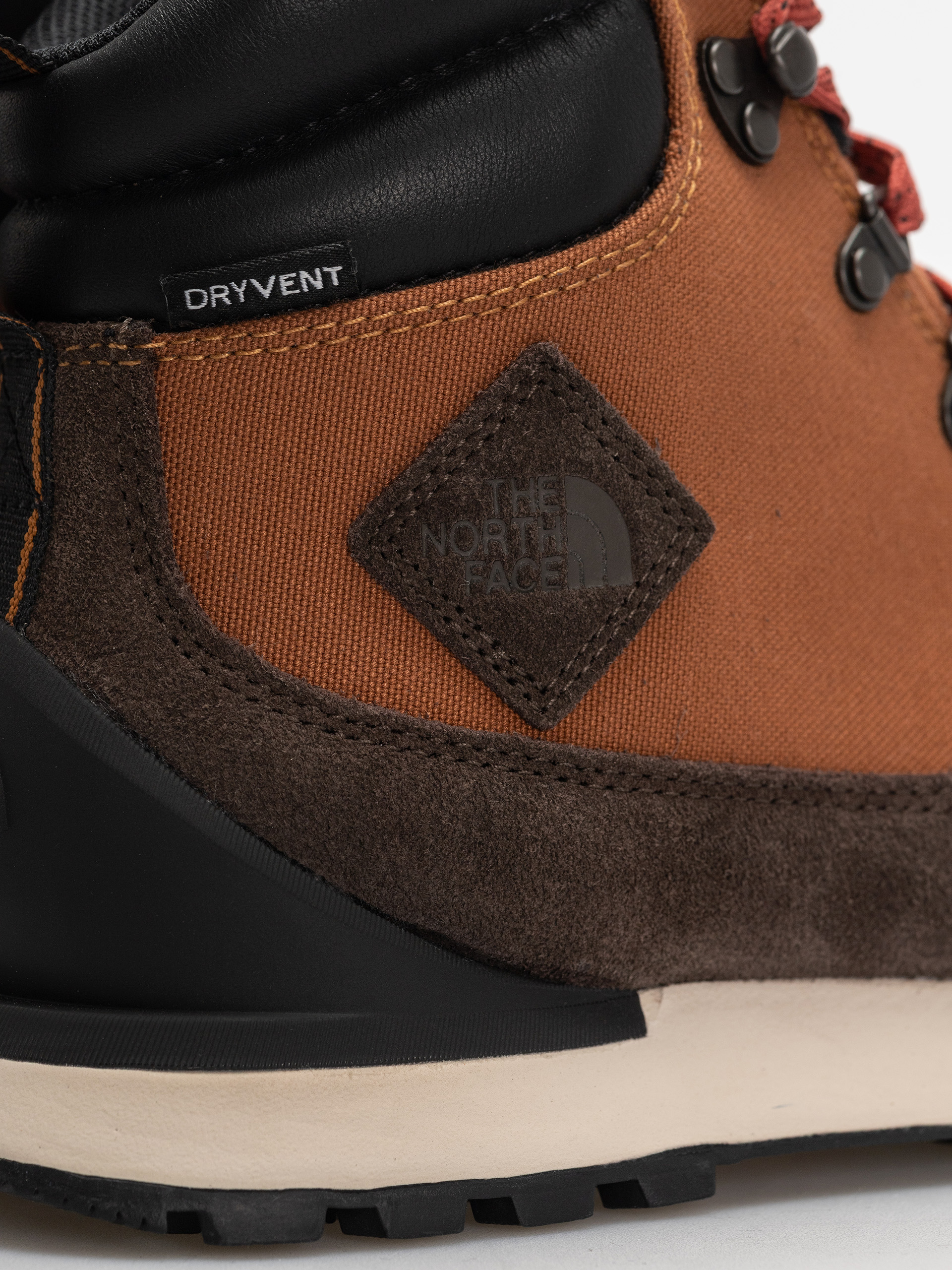 Pantofi The North Face Back To Berkeley Iv Textile Wp (burnt umber/mars dust)