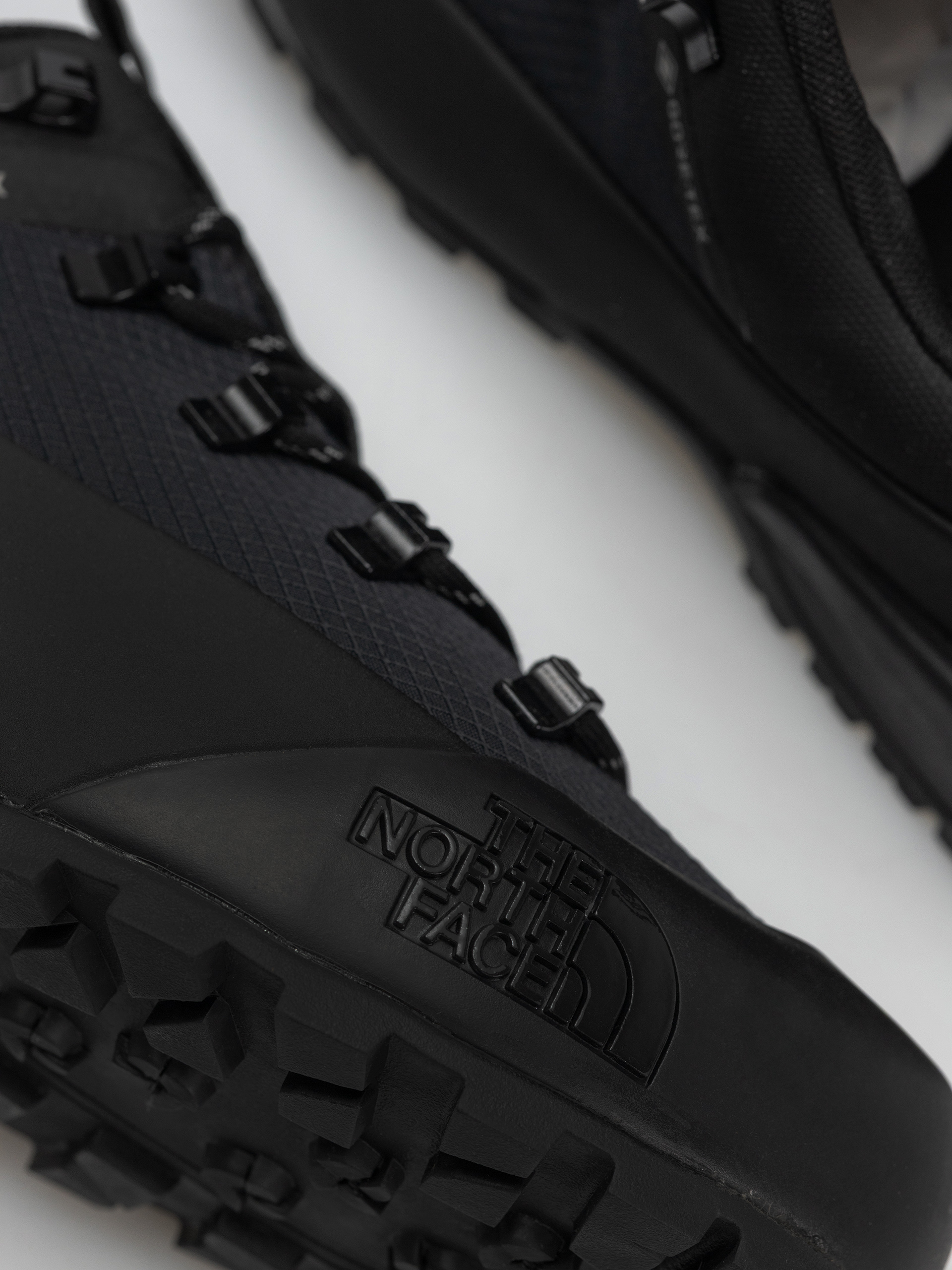 Pantofi The North Face Glenclyffe Low Gore Tex (tnf black/tnf black)