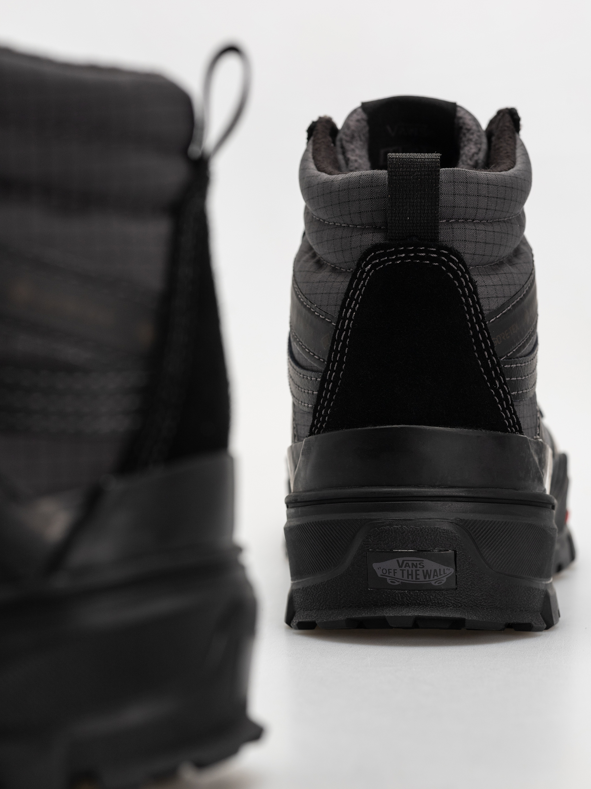Pantofi Vans Mte Sk8 Hi Gore Tex Insulated (black/black)