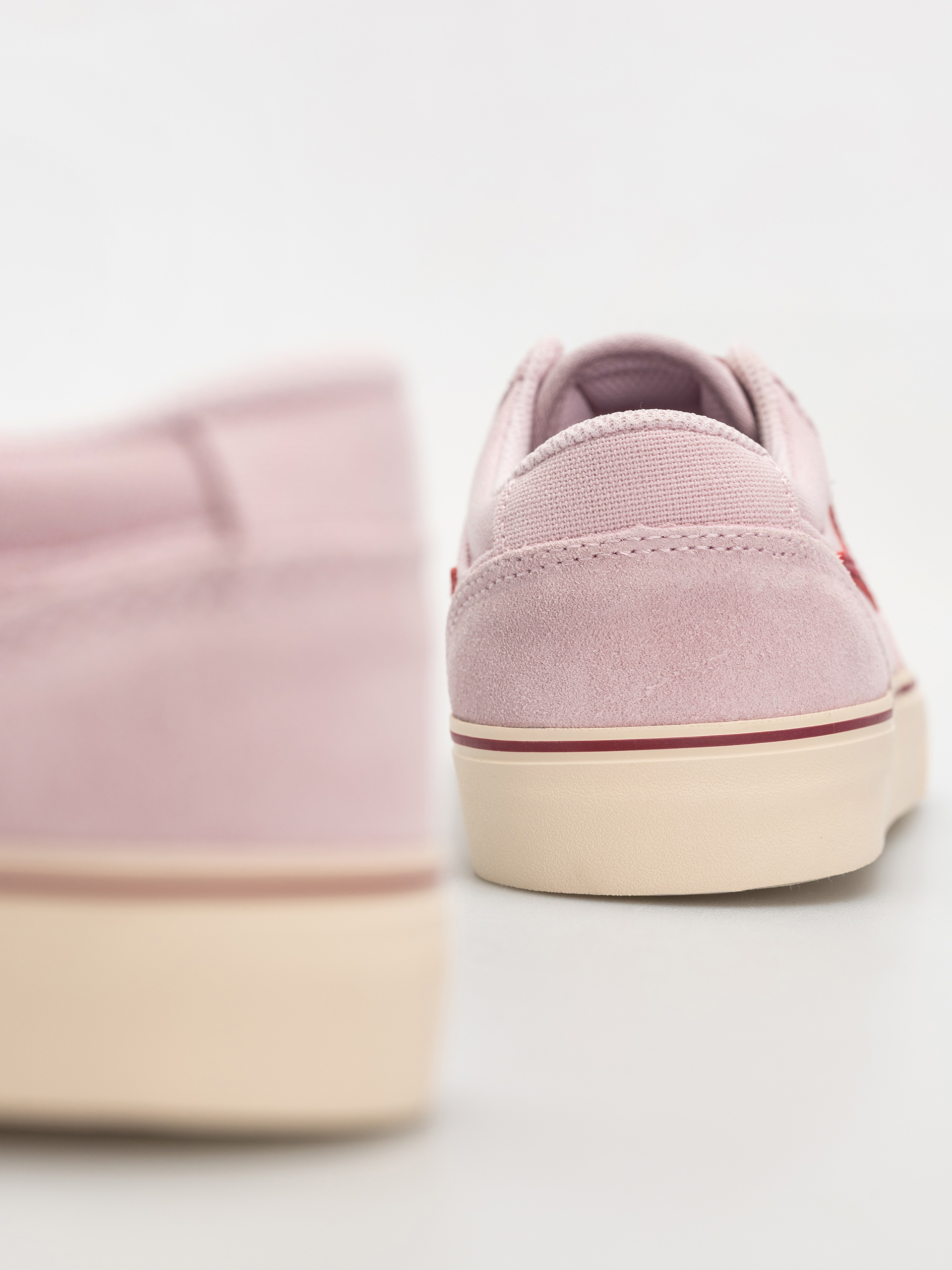 Pantofi Nike SB Chron 2 (pink foam/noble red pearl white)