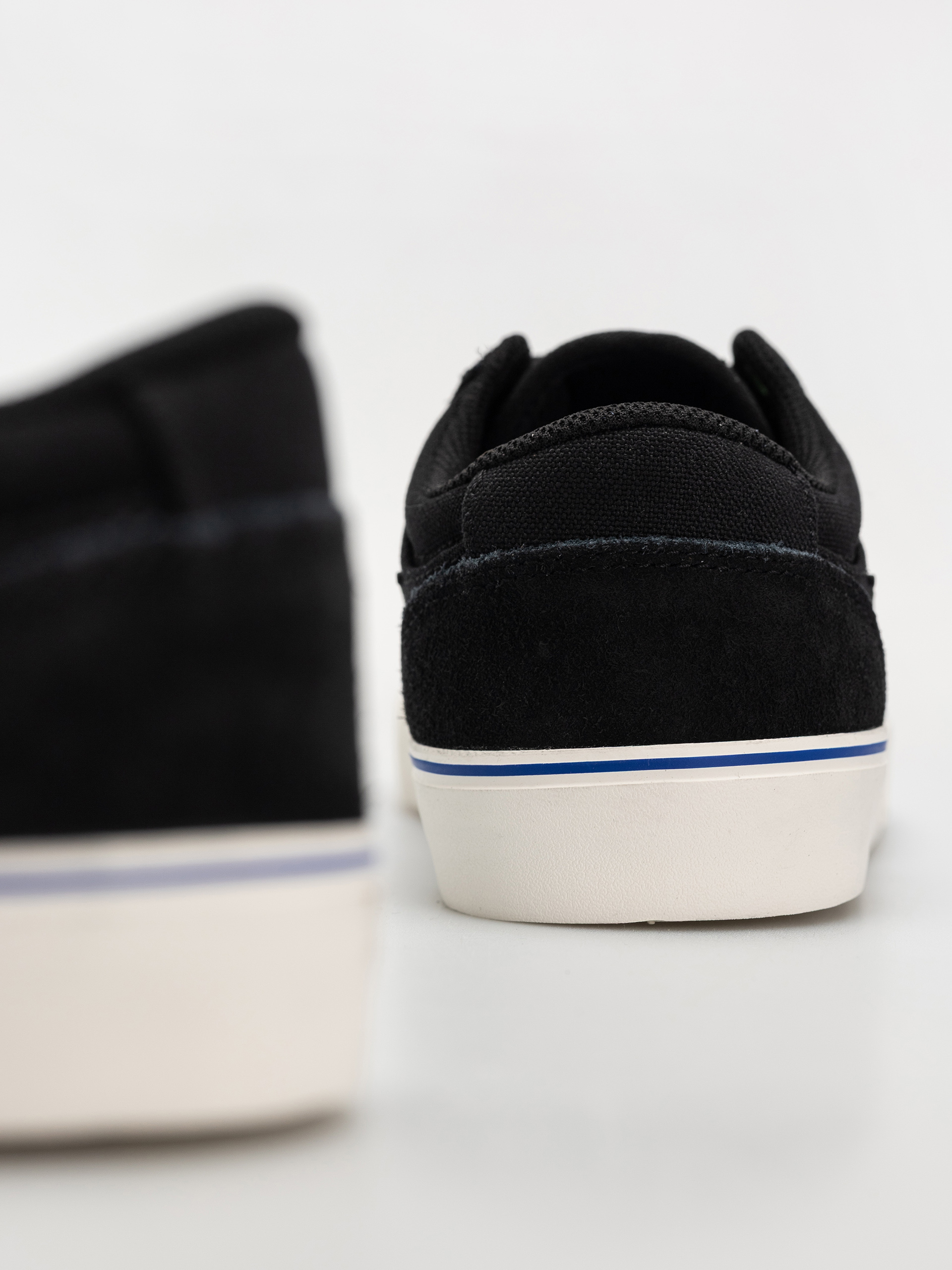 Pantofi Nike SB Chron 2 (black/fir sail racer blue)