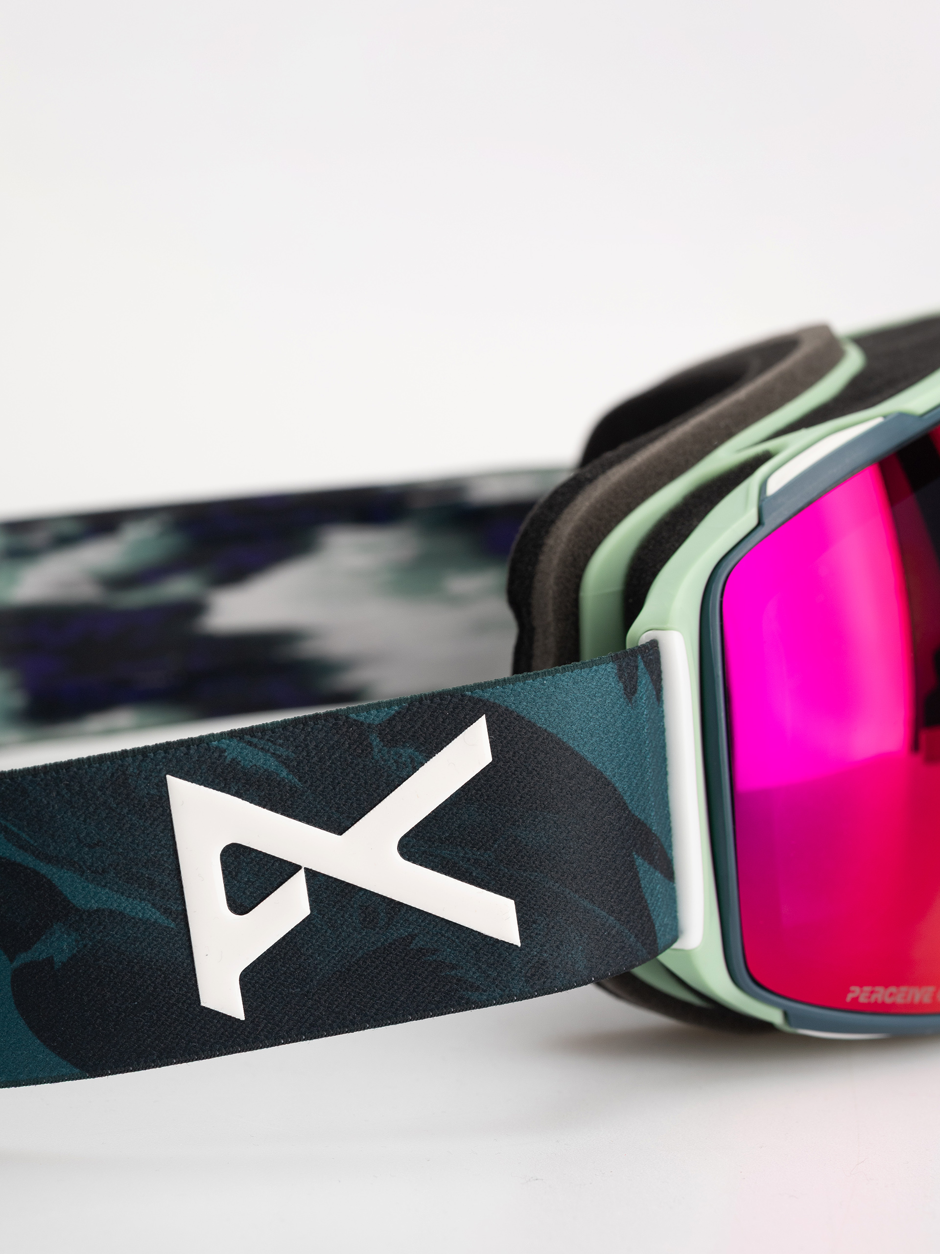 Ochelari pentru snowboard Anon M4 Toric Mfi (family tree/perceive sunny red)