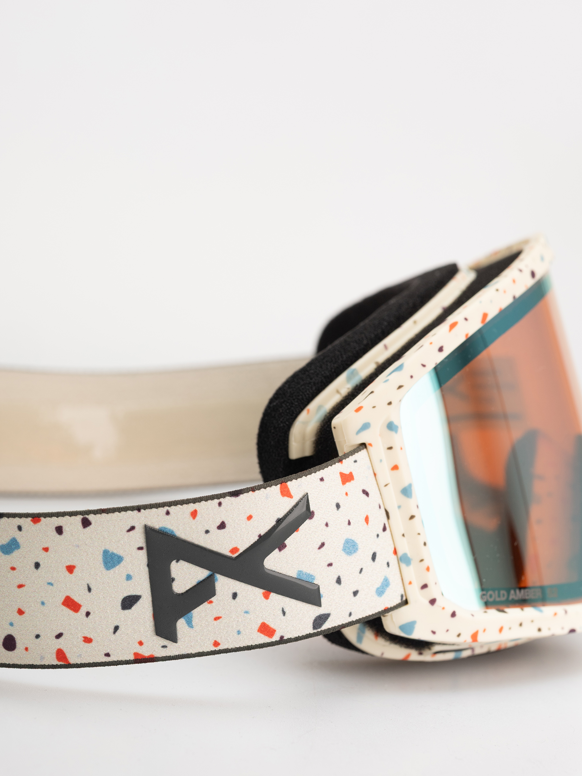 Ochelari pentru snowboard Anon Tracker 2.0 JR (speckles/gold amber)