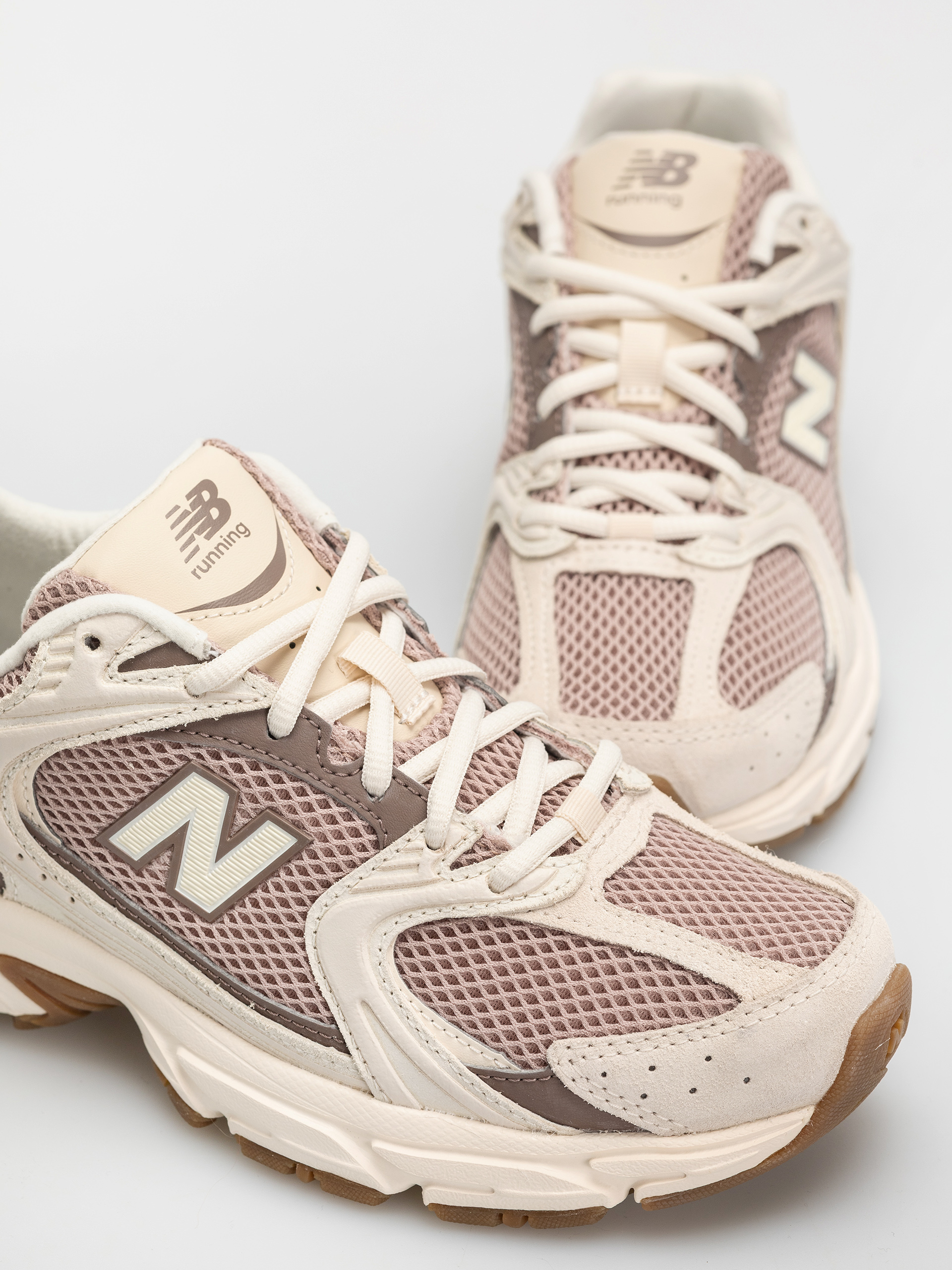 Pantofi New Balance 530 (bisque)