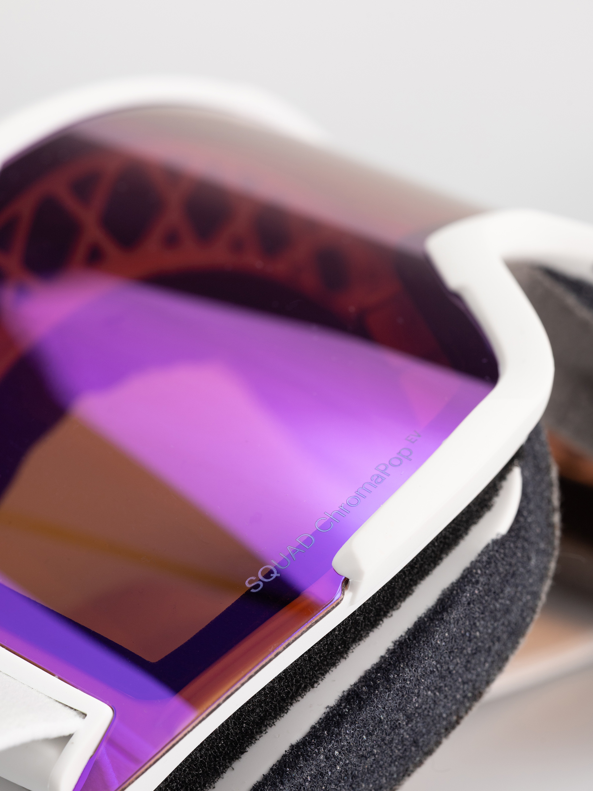 Ochelari pentru snowboard Smith Squad (white vapor/chromapop everyday violet mirror)