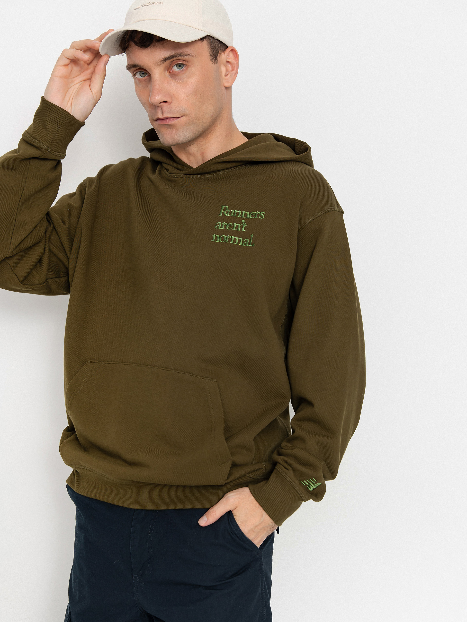 Hanorac cu glugu0103 New Balance Athletics Runners Arent Normal HD (brown)